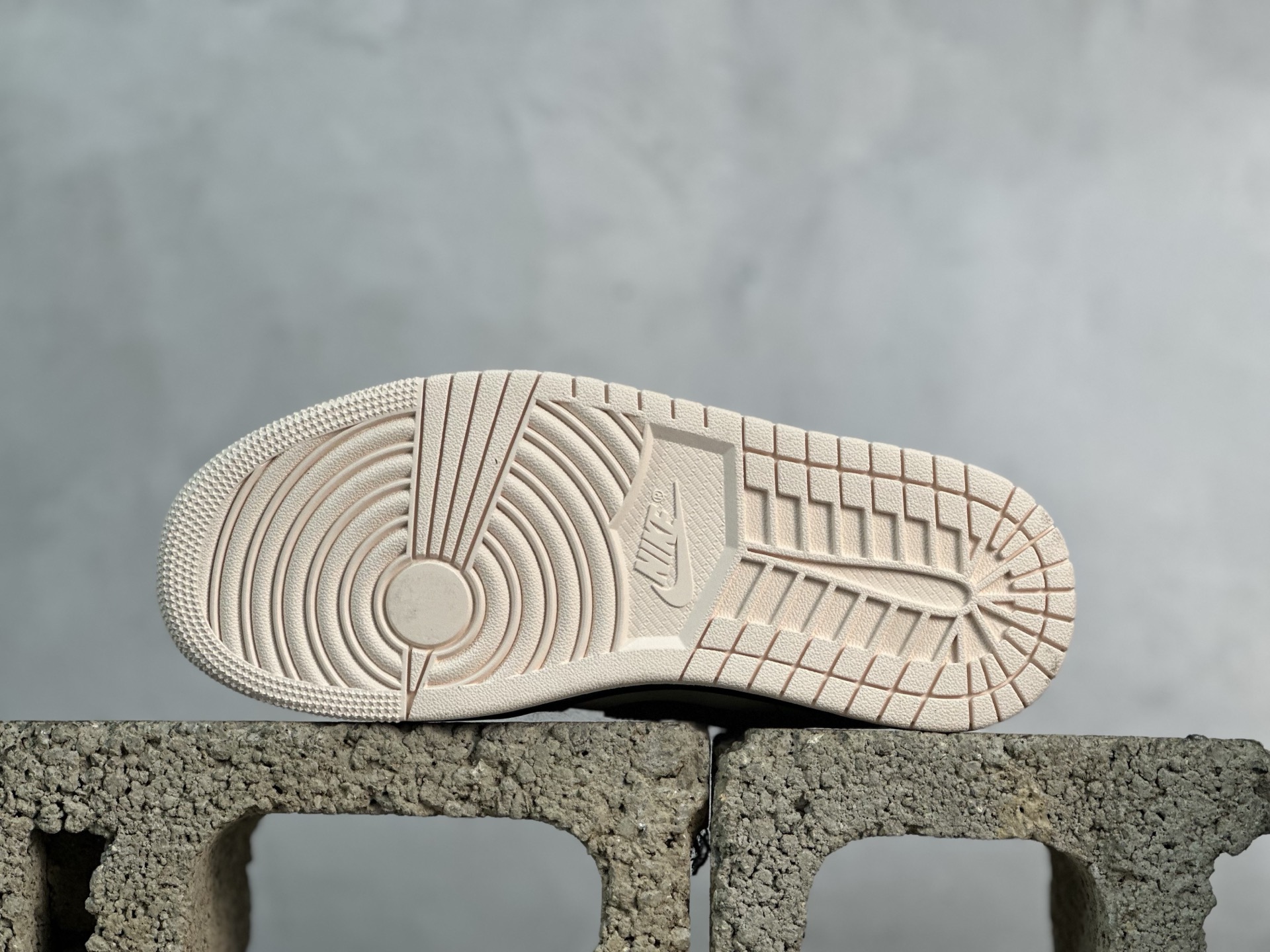 图片[3]-K版  综合版 Jordan Air Jordan 1 AJ1低邦 暴走黑桃 货号：5533558-081 尺码：36 36.5 37 38.5 39 40 40.5 41 42 42.5 43 44 44.5 45 46-选品中心