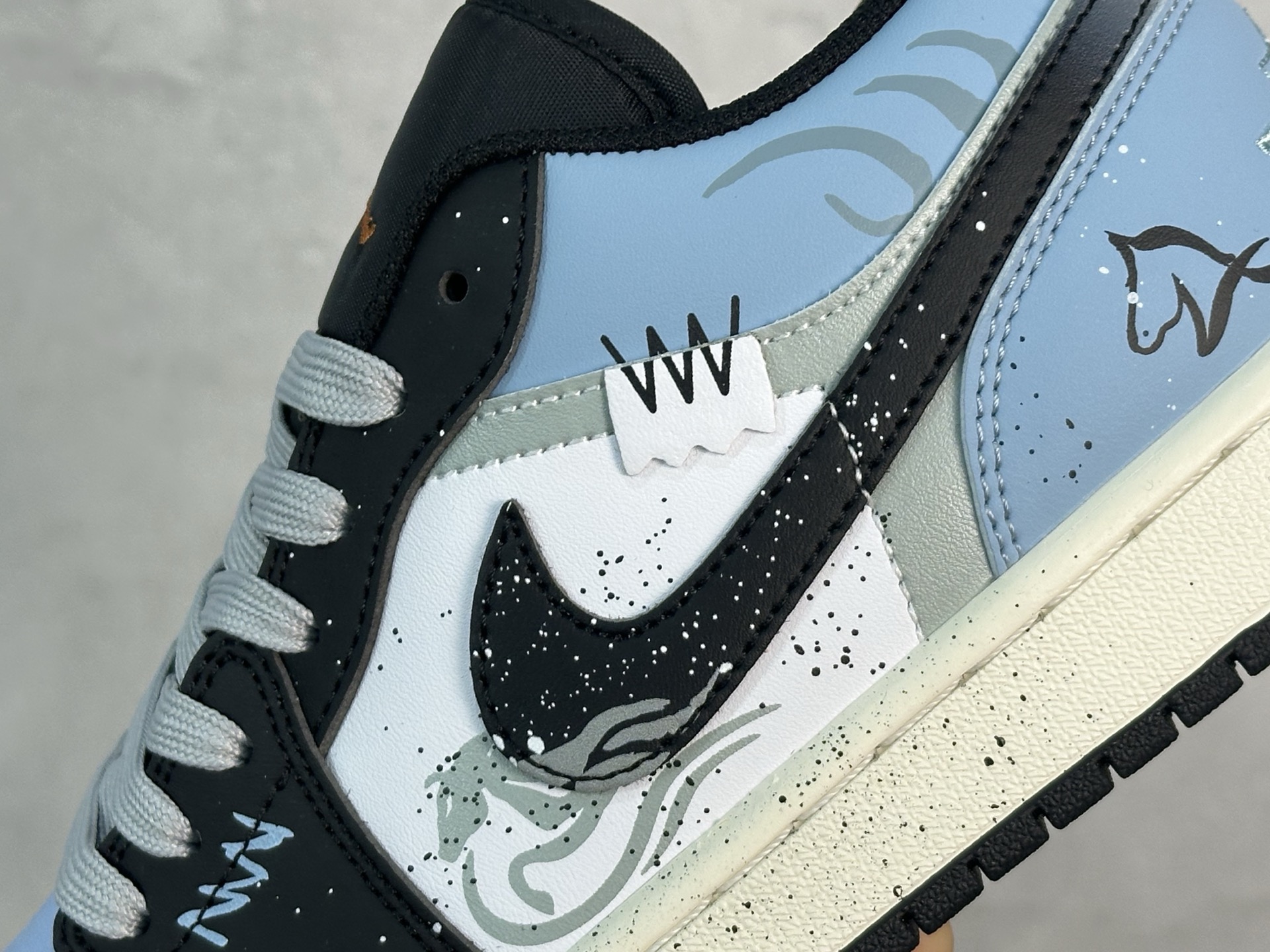 图片[9]-K版  综合版 Jordan Air Jordan 1 AJ1低邦 马年喷墨 货号：5533558-081 尺码：36 36.5 37 38.5 39 40 40.5 41 42 42.5 43 44 44.5 45 46-选品中心