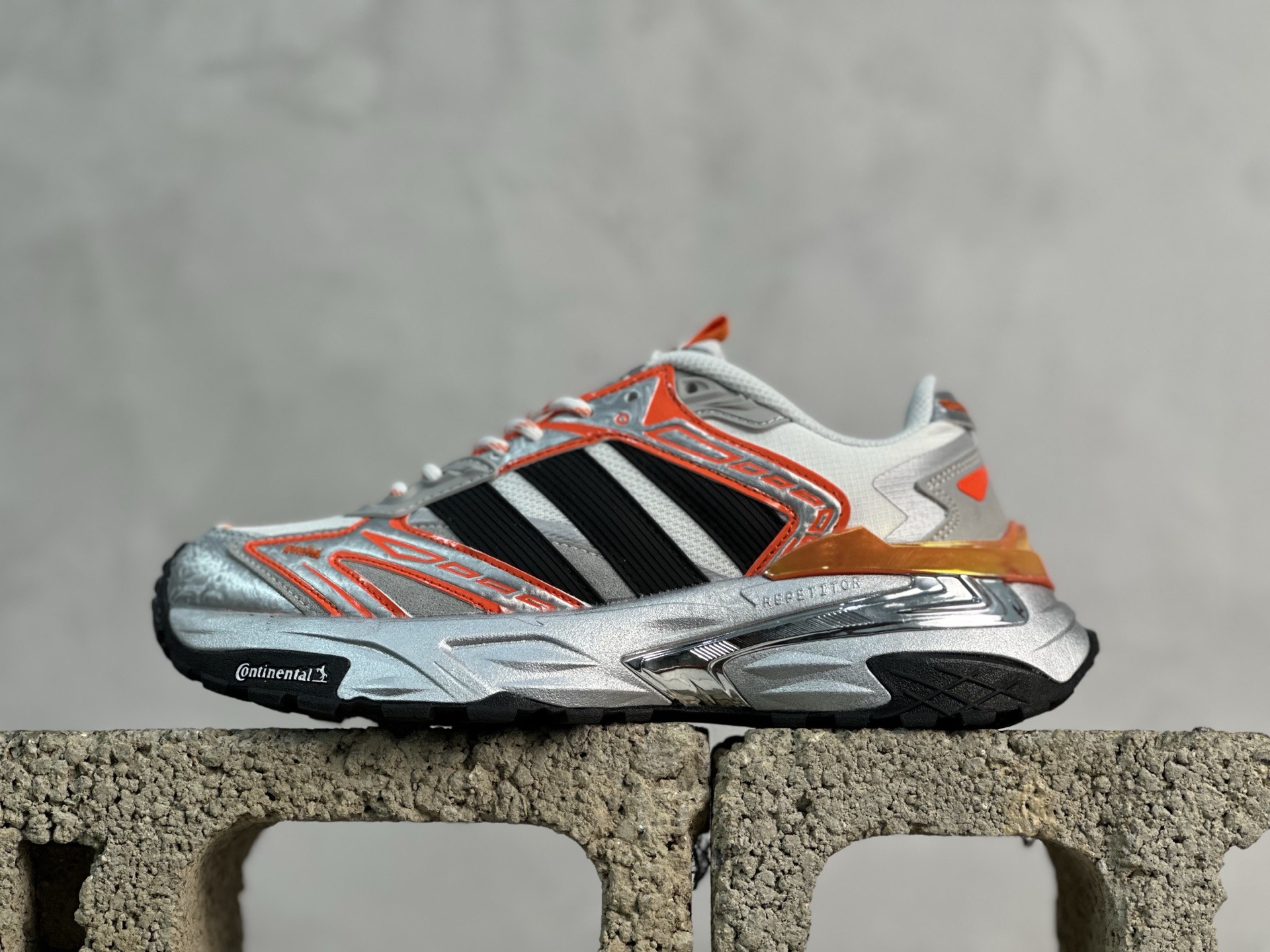 放店私 Adidas XLG Storm Edge KI5134 阿迪复古透气休闲运动鞋