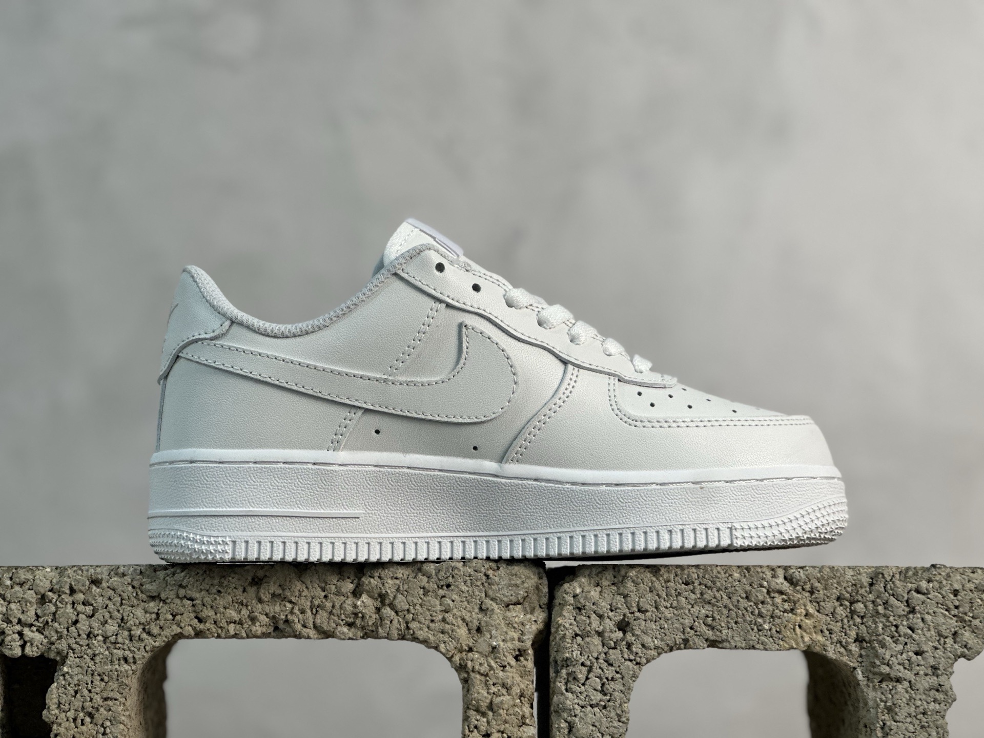 放店私 Nk Air Force 1 '07 Low 空军一号经典全白低帮休闲运动板鞋 315122-111 #万双库存 淡季冲量福利 原楦原纸板 纯正版型 高清洁度 内置全掌气垫
