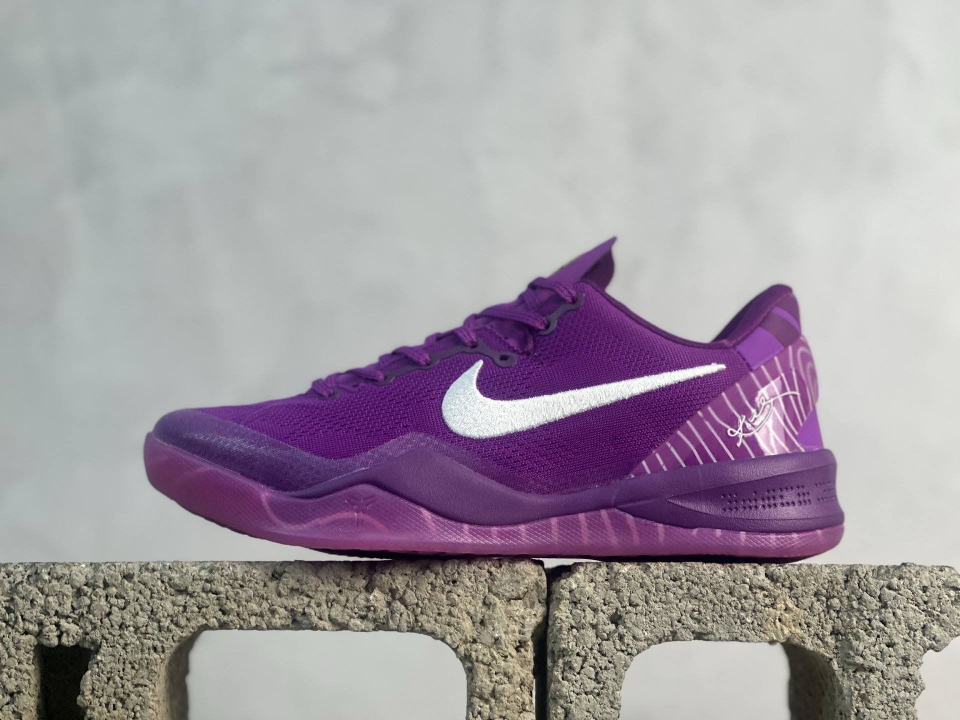 () Nike Kobe 8 "SYSTEM" 科比8代 男子实战篮球鞋 HJ7265-500