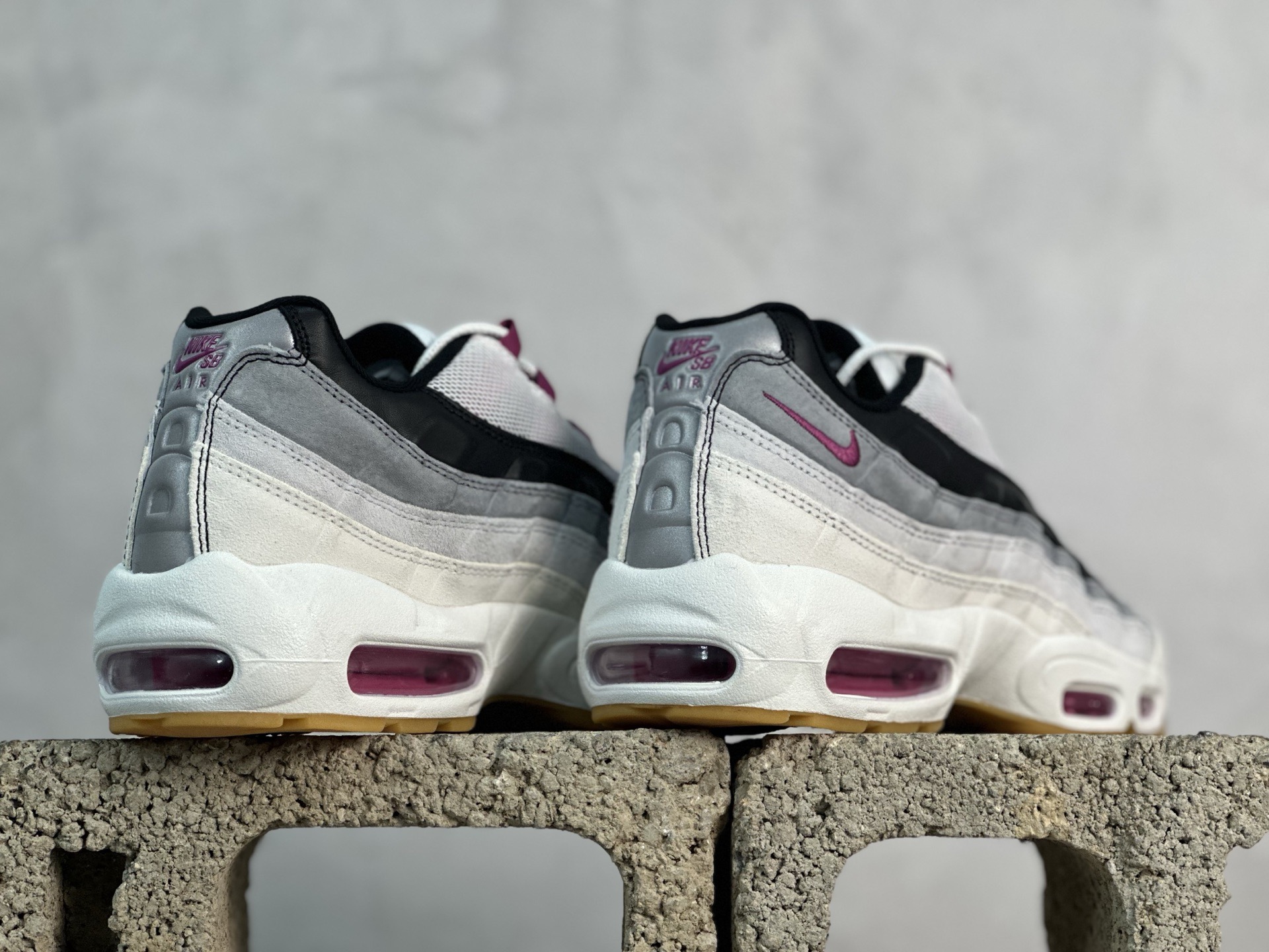 GX 放店私 顶级纯原 完美复刻 Nike SB x Nike Air Max 95 “Summit White/Photon Dust”浅灰色 货号:HF7545-100