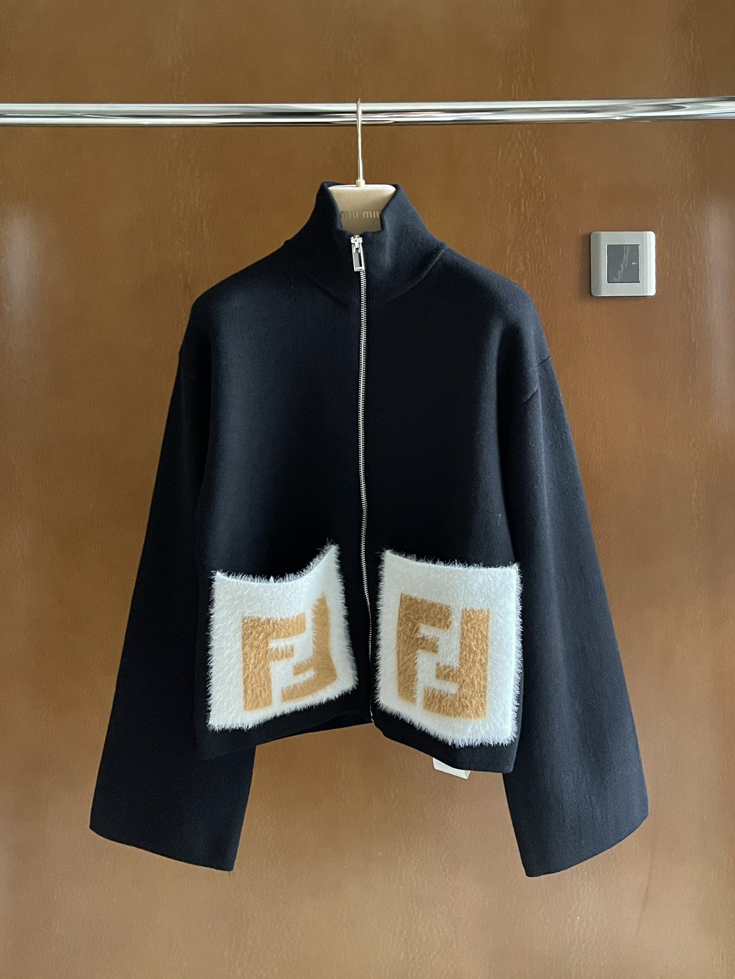 Fendi Clothing Cardigans Knit Sweater Top Fake Designer
 Knitting Fall Collection Vintage