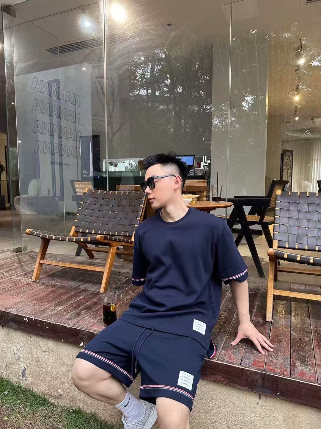 aa.jpg