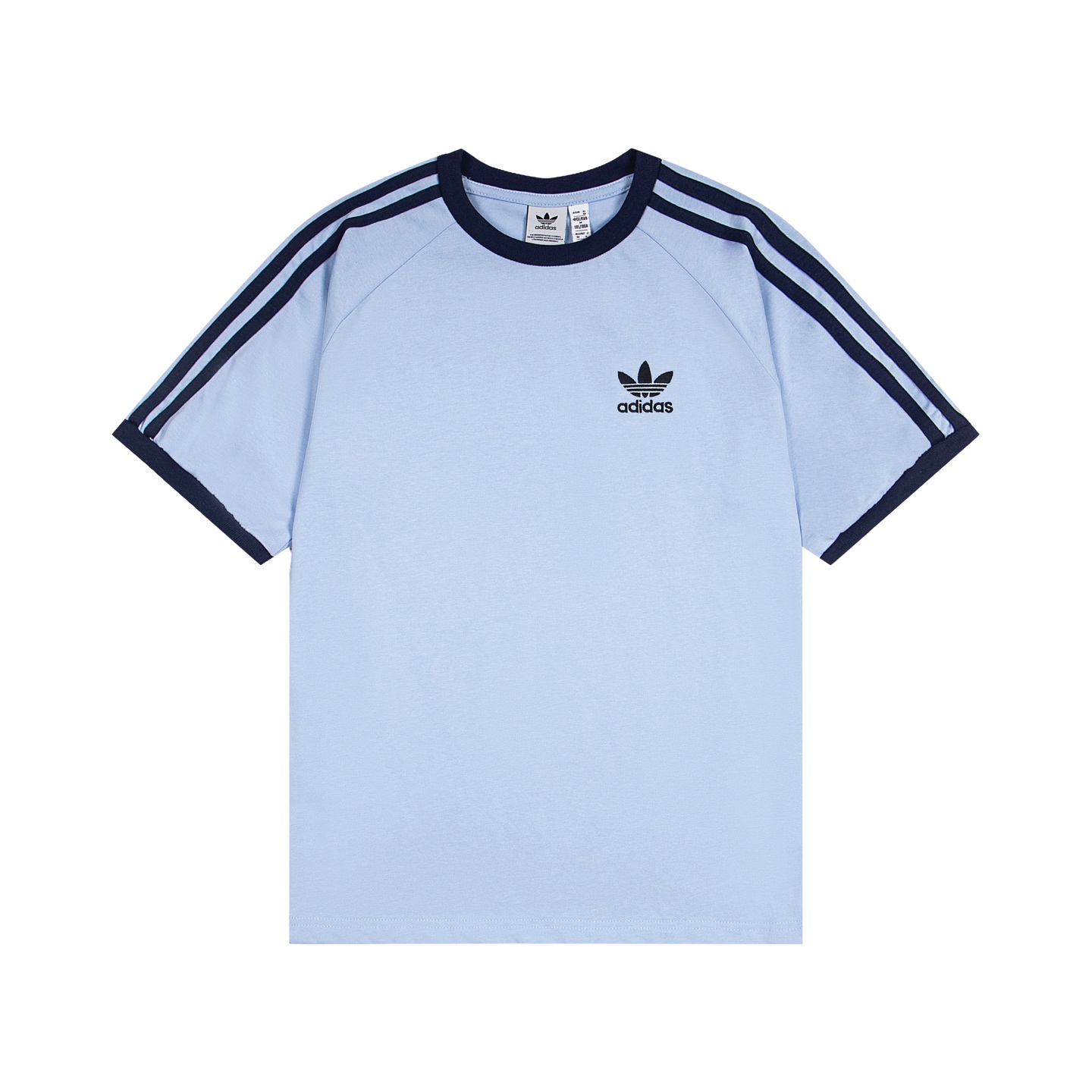 款号B011(跑量天花板) 【夏季25Ss新款AD三叶草☘️爆火男女同款透气三条纹休闲两色短袖体恤夏天元气满满】 非常经典⬆️耐看男女同款的圆领短袖,采用高克重260克爽滑双纱面料,爽滑透气,简洁大方 日常生活搭配超级百搭 舒适透气 质感满满! 热度超高-小红书同款各大博主同款- colour:藏青/浅蓝 (匠心重工版本)