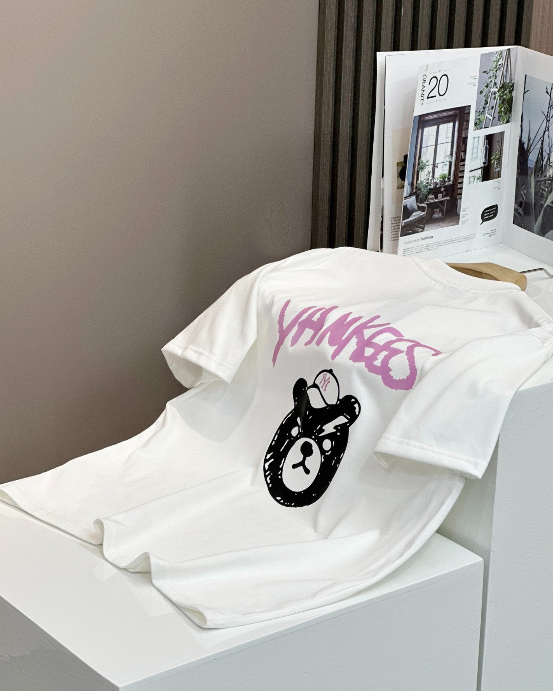 Alternative view of T-Shirt C116 04039