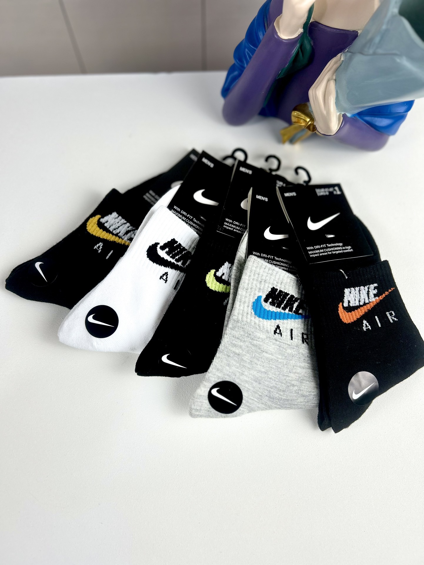 Nike Air Calcetines de media caña, paquete de 10 pares, diseño moderno 3 i1752824658054 8806 0 1