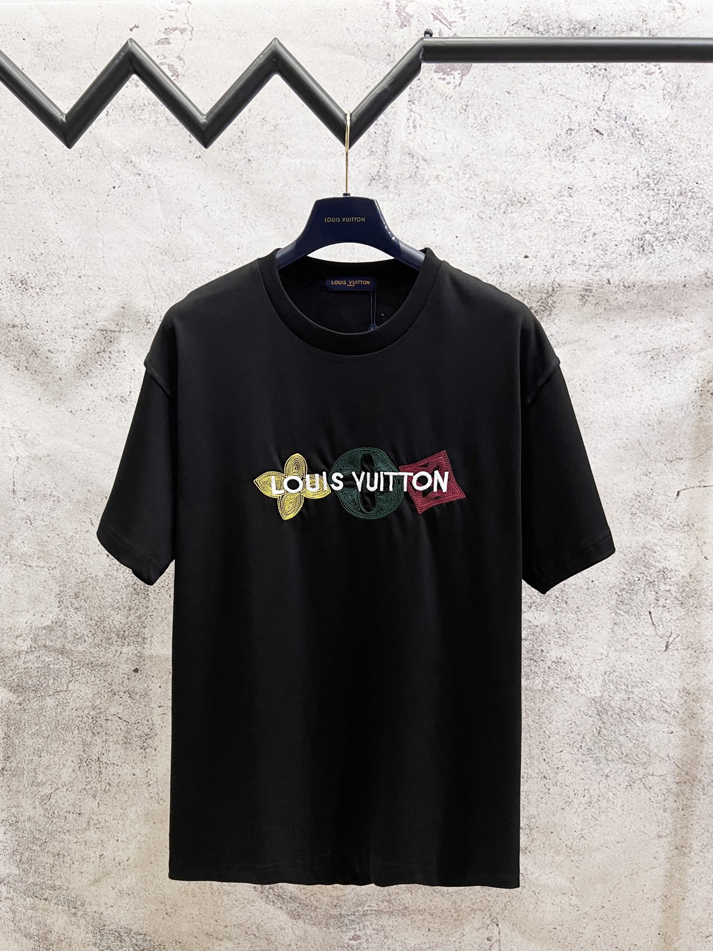 Louis Vuitton Embroidered Logo T-Shirt | Short Sleeve,Relaxed Fit