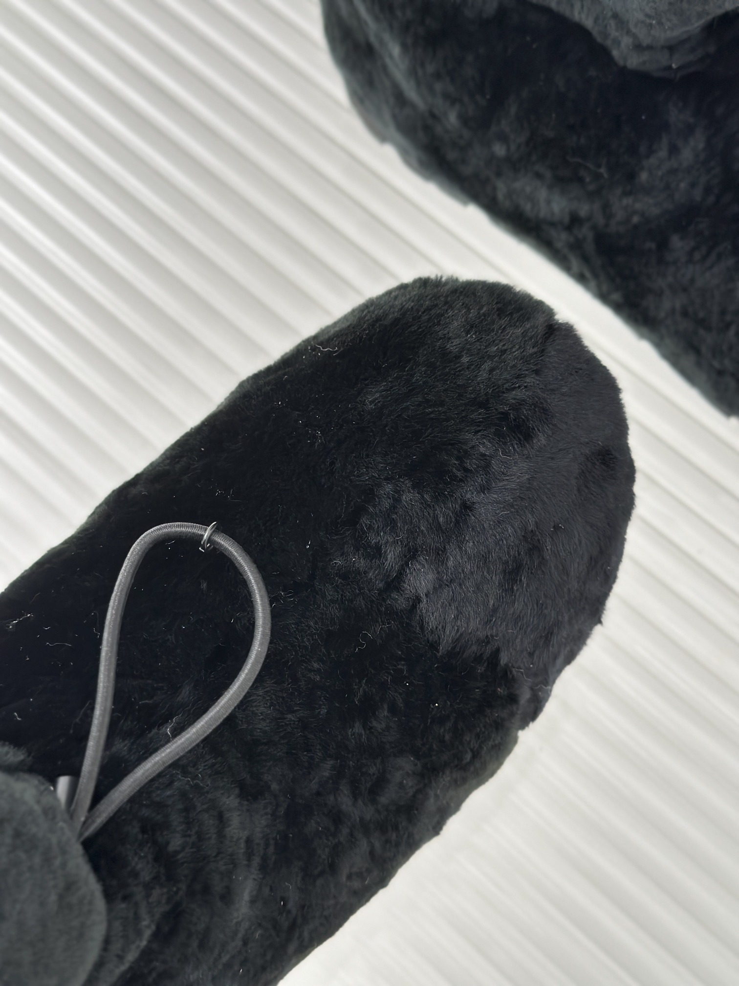 Prad*23S秋冬新品三角标雪地靴材质采用澳洲进口羊皮毛一体原版开模发泡大底码数35-3940/41定