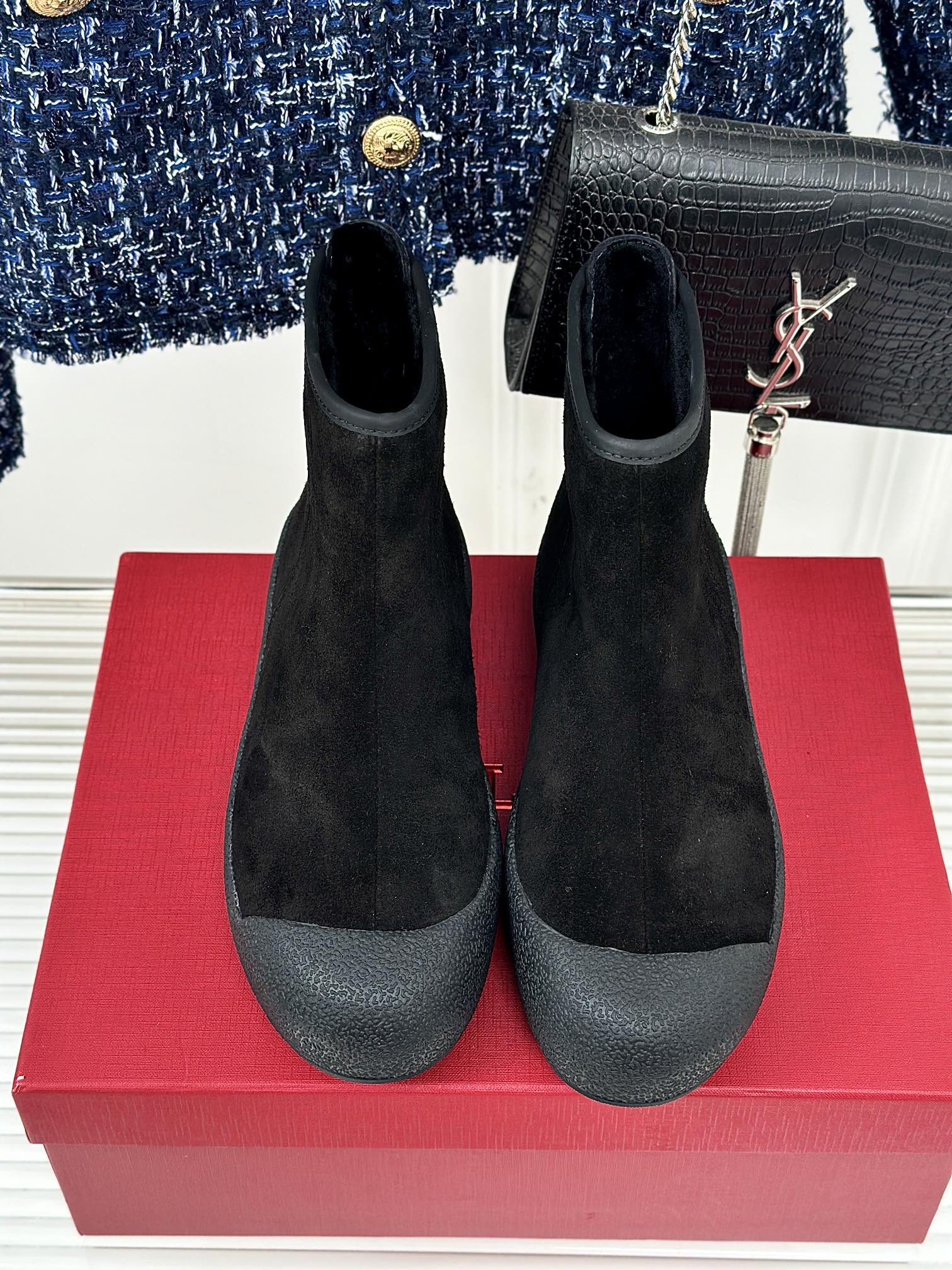 “Top 1250: Fashionable Winter Boots with Australian Wool and Swiss Design” - 图片 4