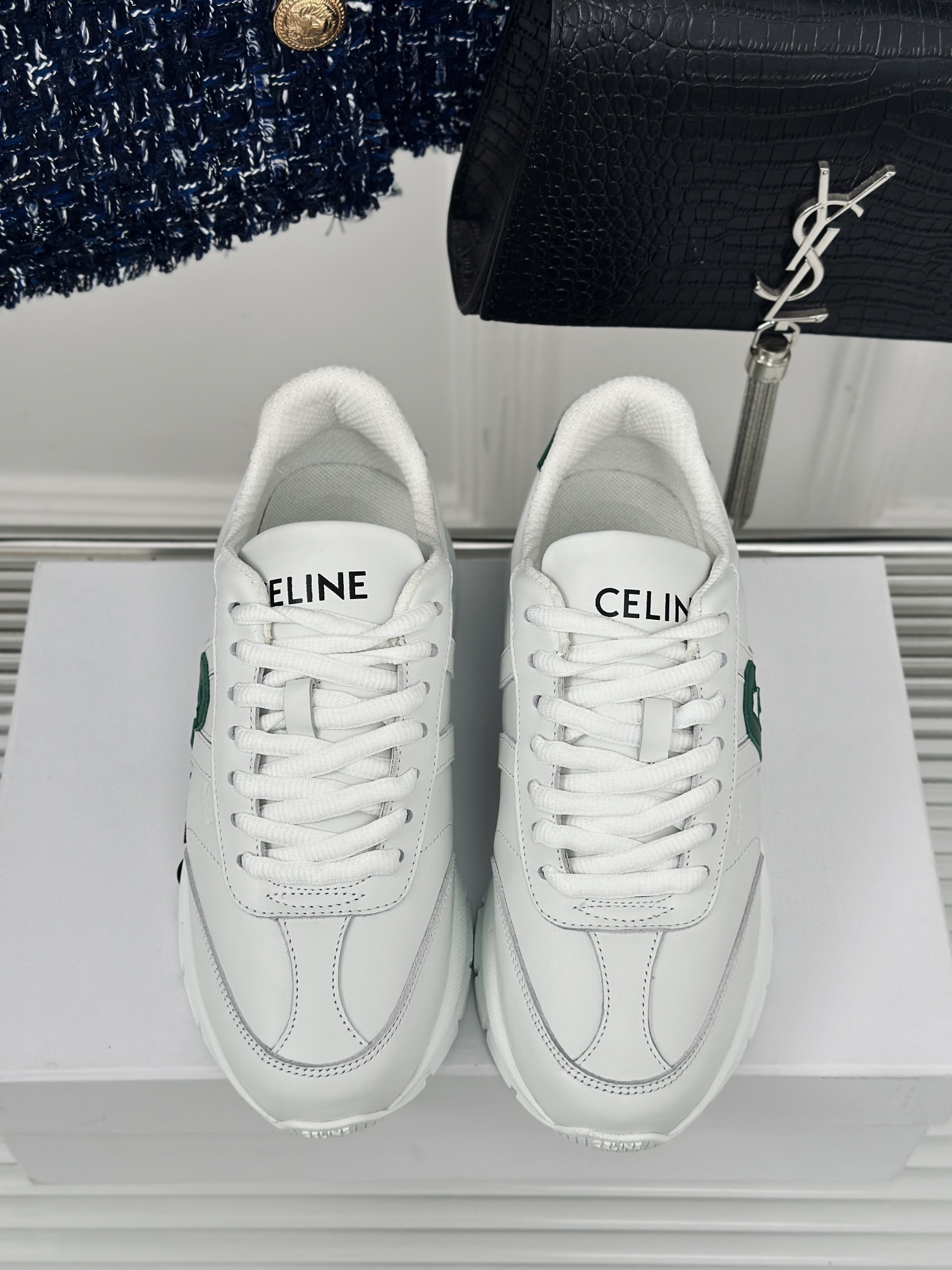 Celine赛琳24/AW新品简约时尚休闲运动鞋老爹鞋️最多网红上脚的一双休闲鞋曝光频率比任何一双都高！