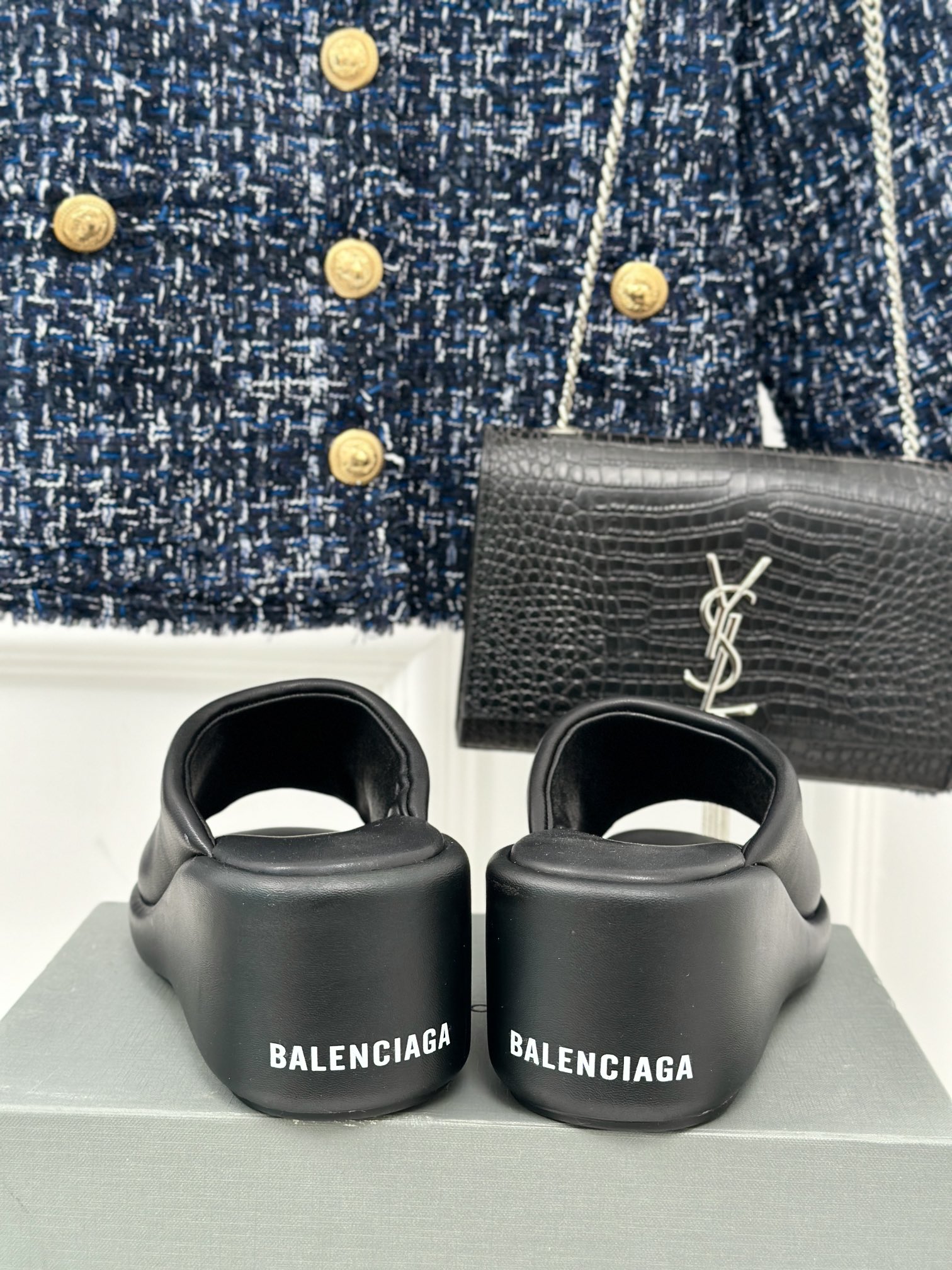 Balenciaga巴黎世家24S春夏新品厚底拖鞋独家正确版本原版开发时尚圈内各大网红明星又在拼命种草的