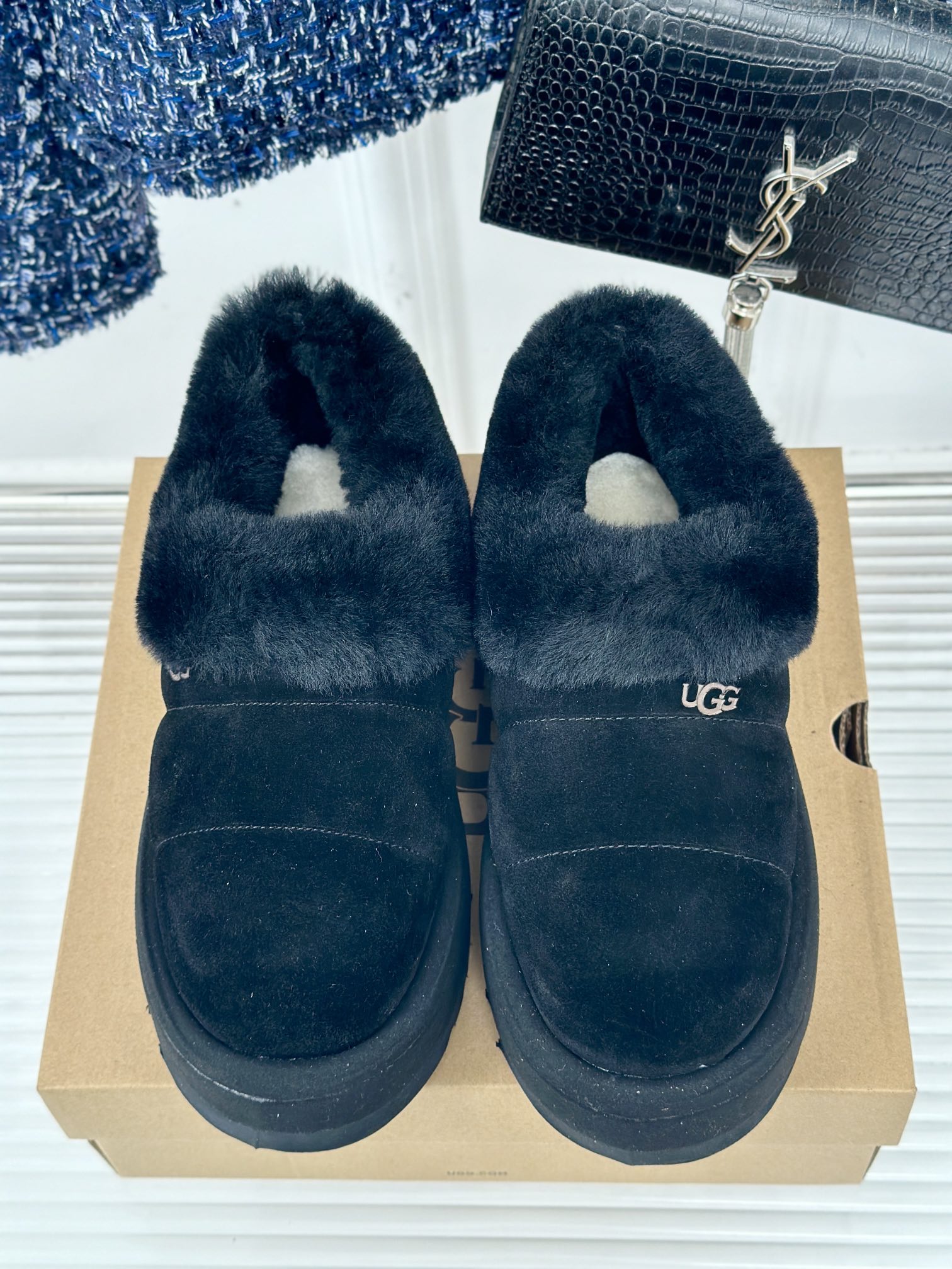 UGG24ss新品厚底马毛雪地靴这无法抗拒的新时尚今年的厚底系列真的是小个子的福音轻便好穿要温暖更要大长