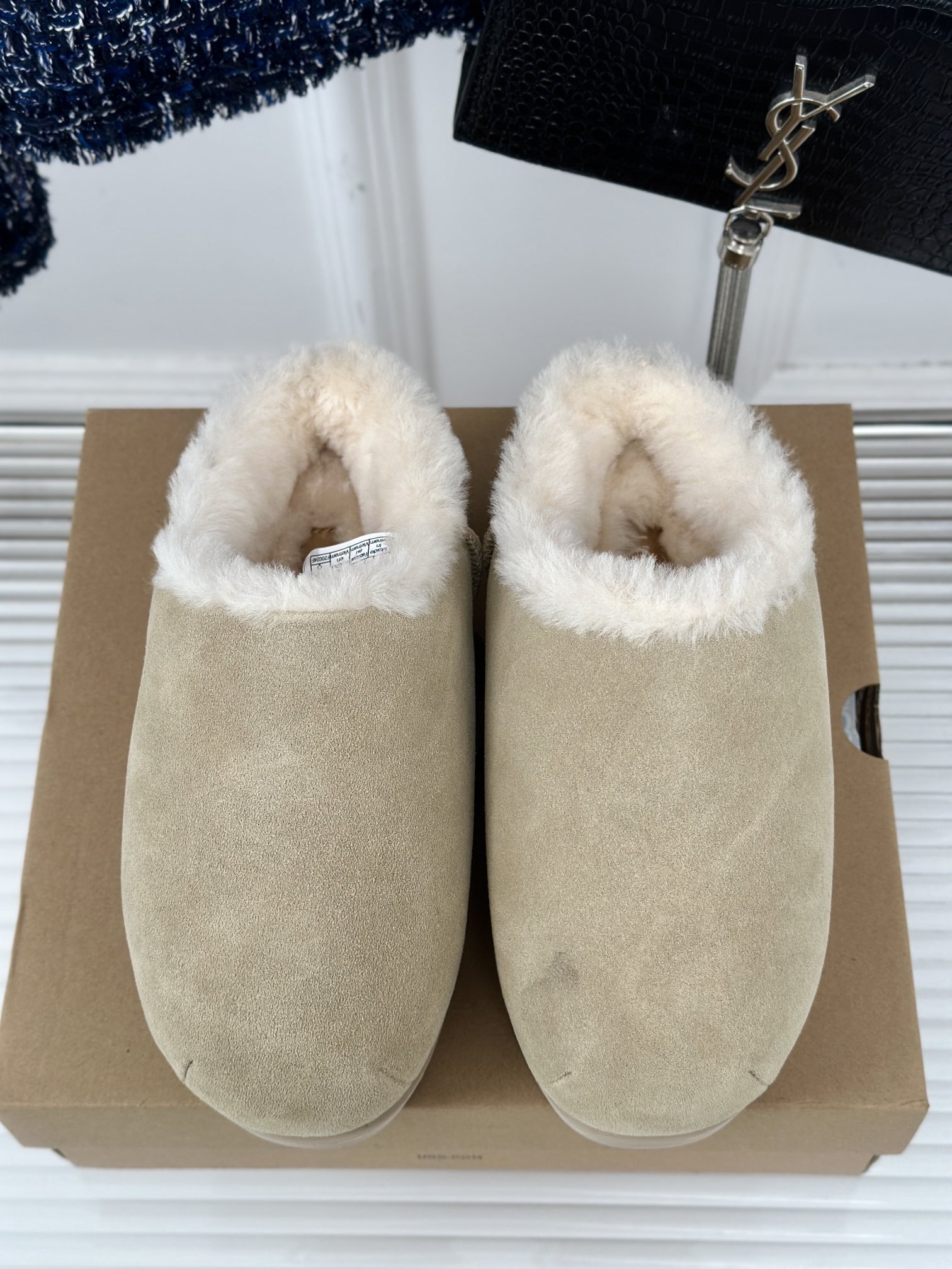 UGG24ss新品厚底马毛雪地靴这无法抗拒的新时尚今年的厚底系列真的是小个子的福音轻便好穿要温暖更要大长