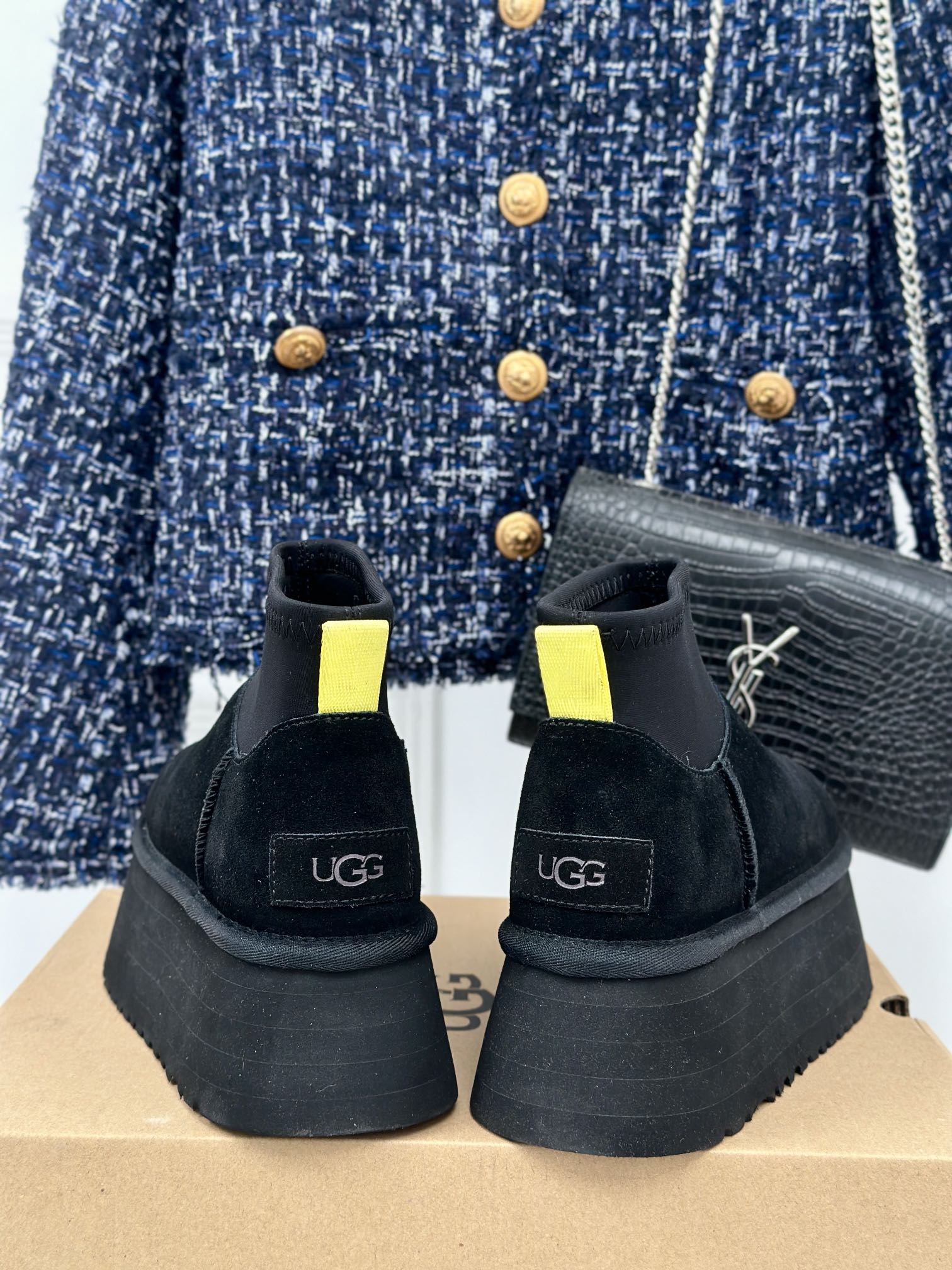 UGG24ss新品厚底马毛雪地靴这无法抗拒的新时尚今年的厚底系列真的是小个子的福音轻便好穿要温暖更要大长