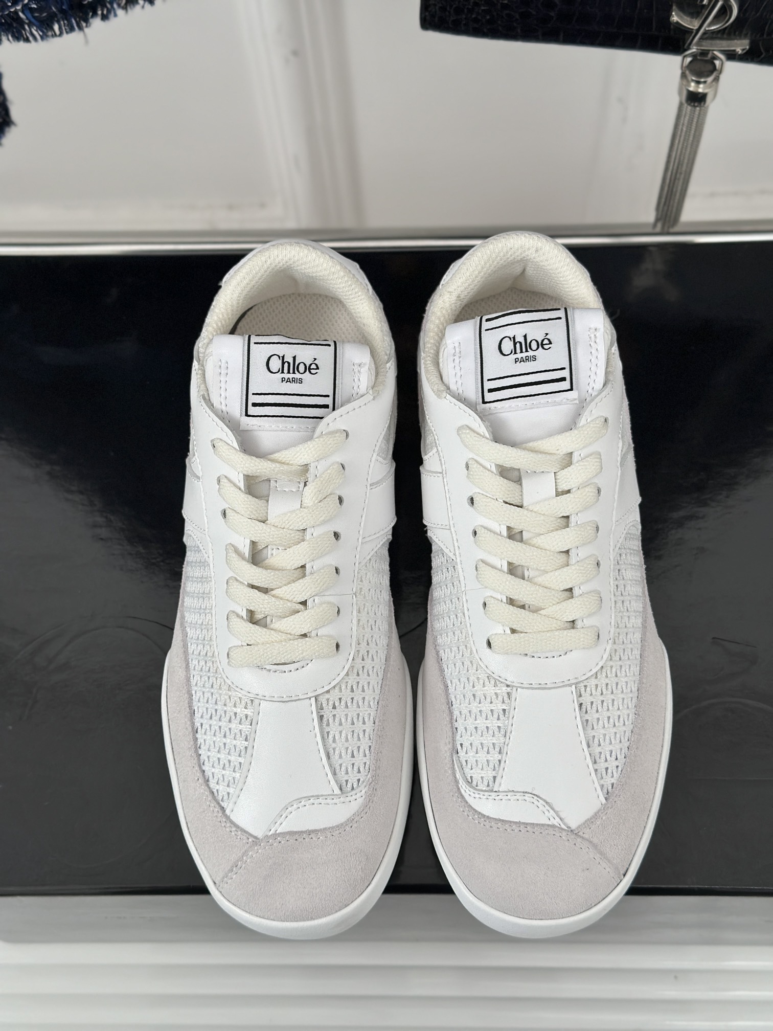 Chloe25c早春新品火爆休闲运动鞋德训鞋经典极简风格简直是可盐可甜搭配裙装或者是在逃公主风格搭配休闲