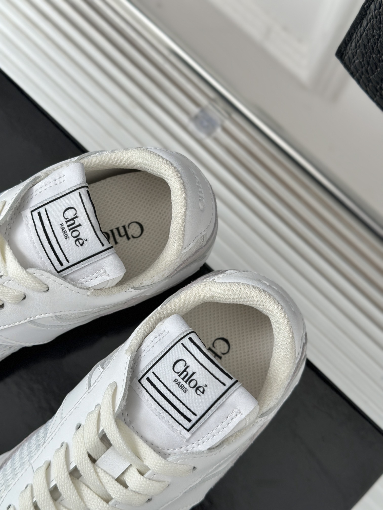 Chloe25c早春新品火爆休闲运动鞋德训鞋经典极简风格简直是可盐可甜搭配裙装或者是在逃公主风格搭配休闲