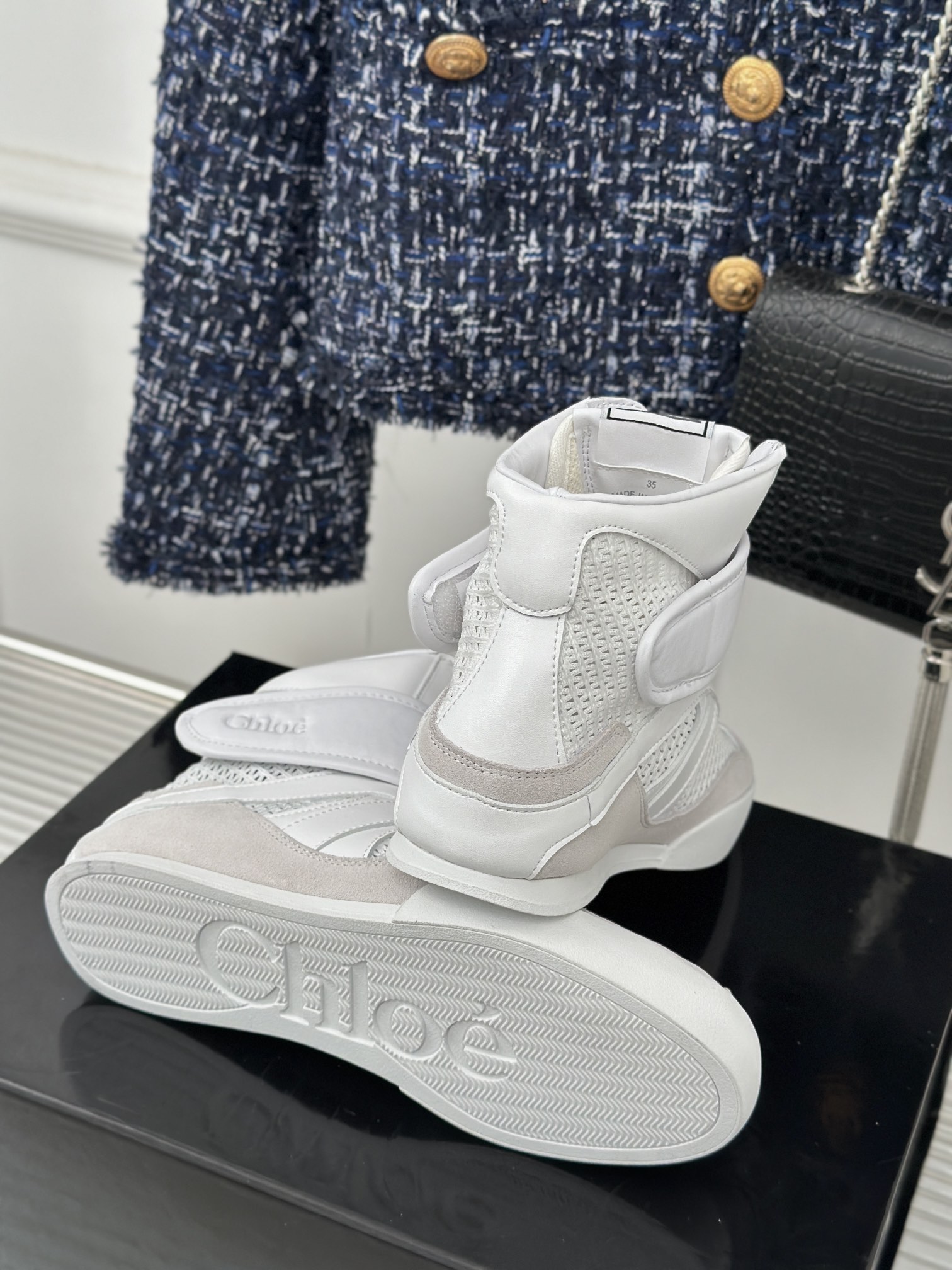Chloe25c早春新品火爆休闲运动鞋德训鞋经典极简风格简直是可盐可甜搭配裙装或者是在逃公主风格搭配休闲