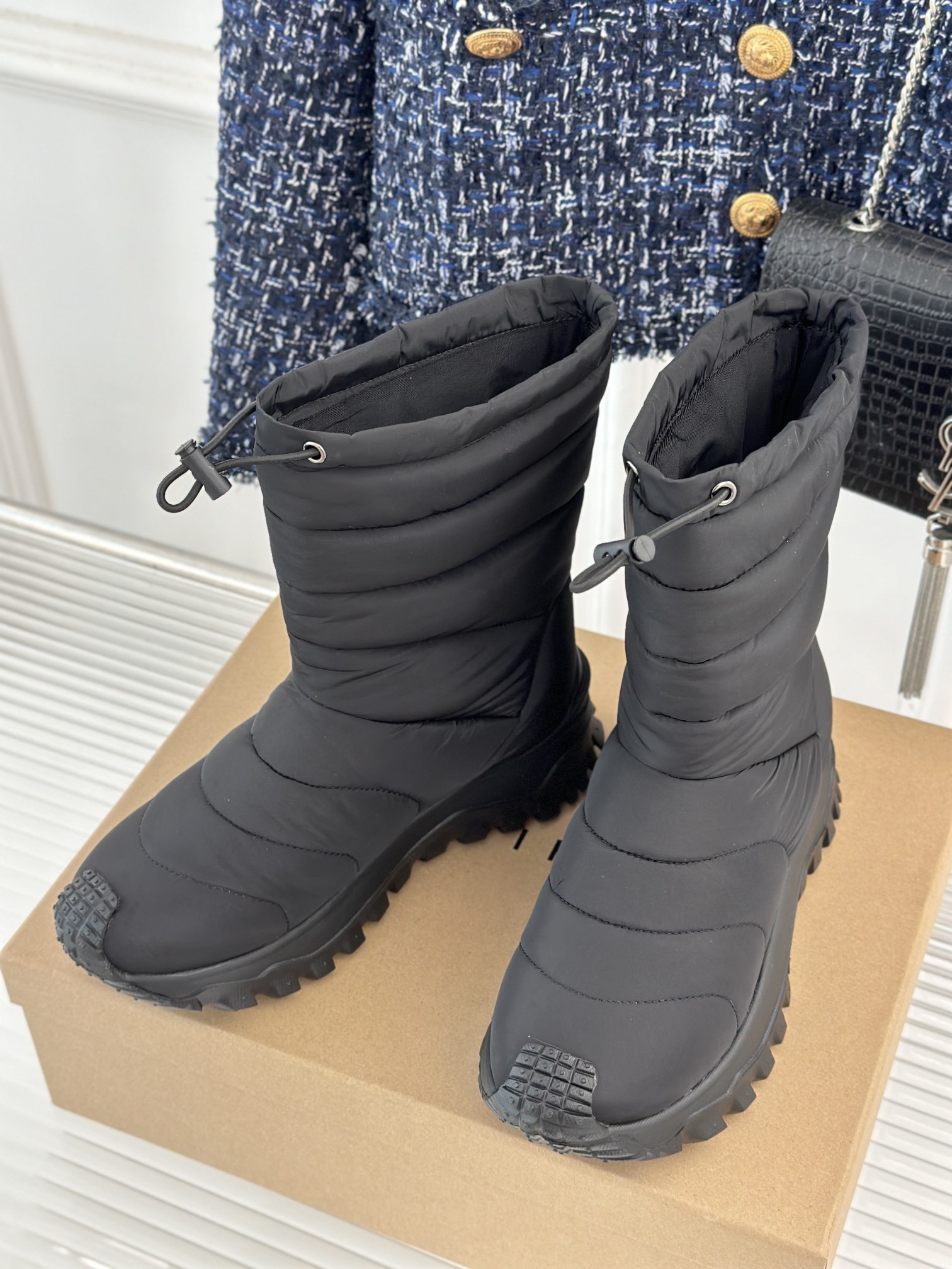 INUIKII24ss秋冬厚底羽绒雪地靴行走的冬日小暖炉太舒服了跟大热的美拉德风适配度很高又可爱又保暖暖