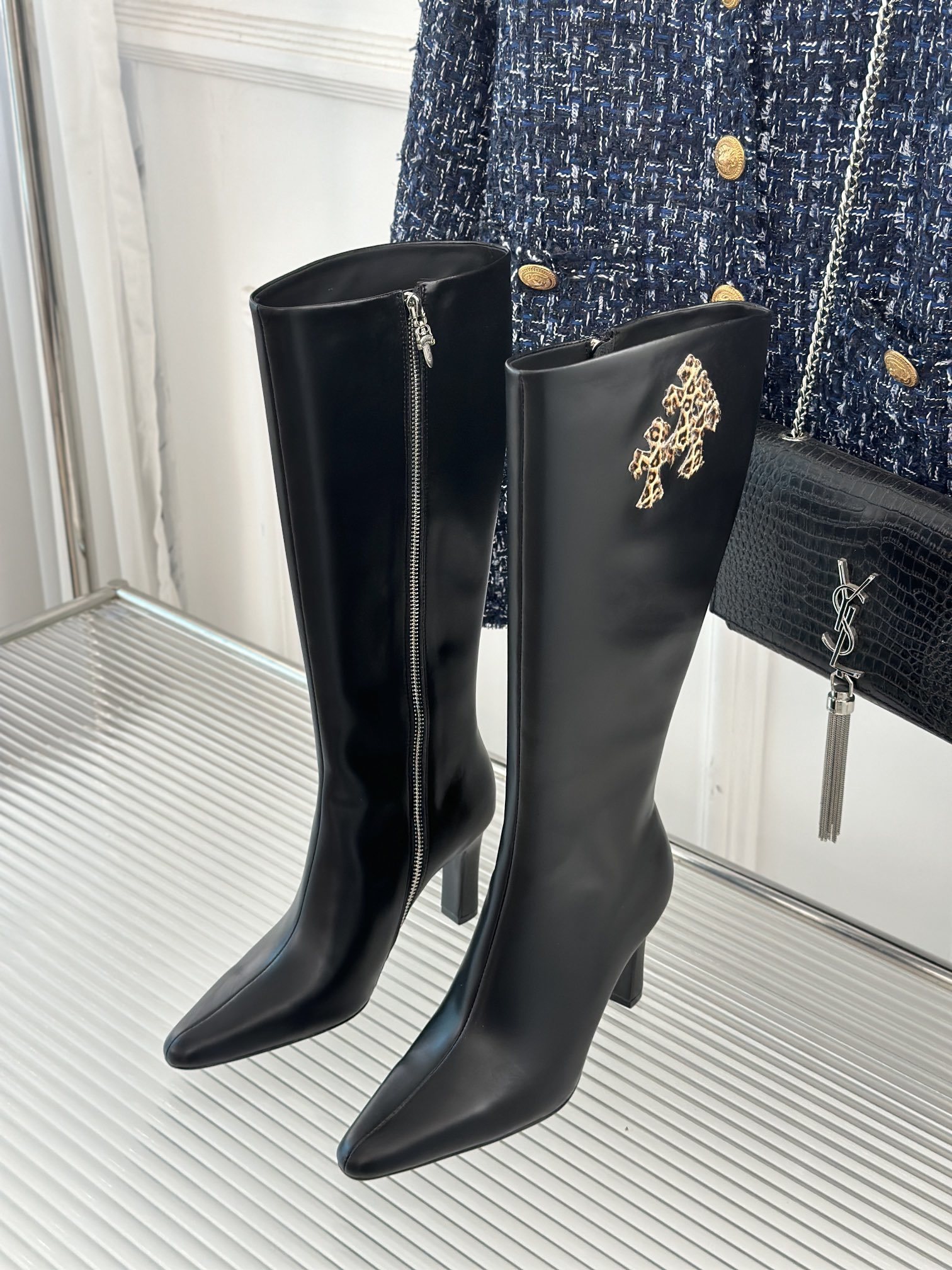 ChromeHearts/克罗心经典复古十字架系列高跟长靴今年秋冬战靴一定要入啊!!!捕捉性感且不失高级
