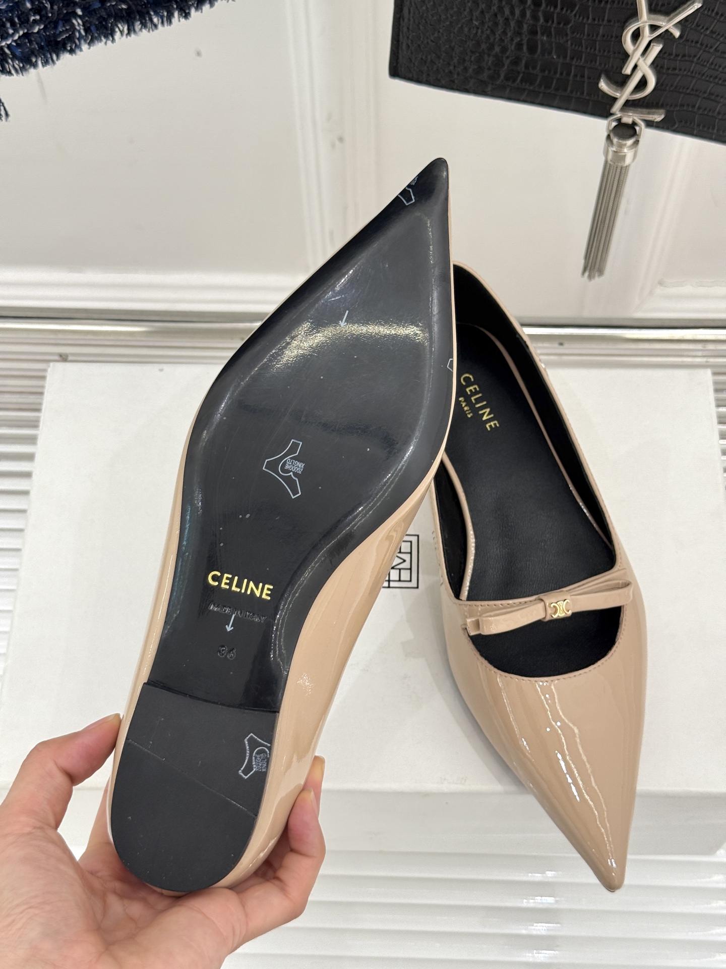 Luxury Celin* Sandals: Reborn Series with Premium Materials and Craftsmanship - 图片 9