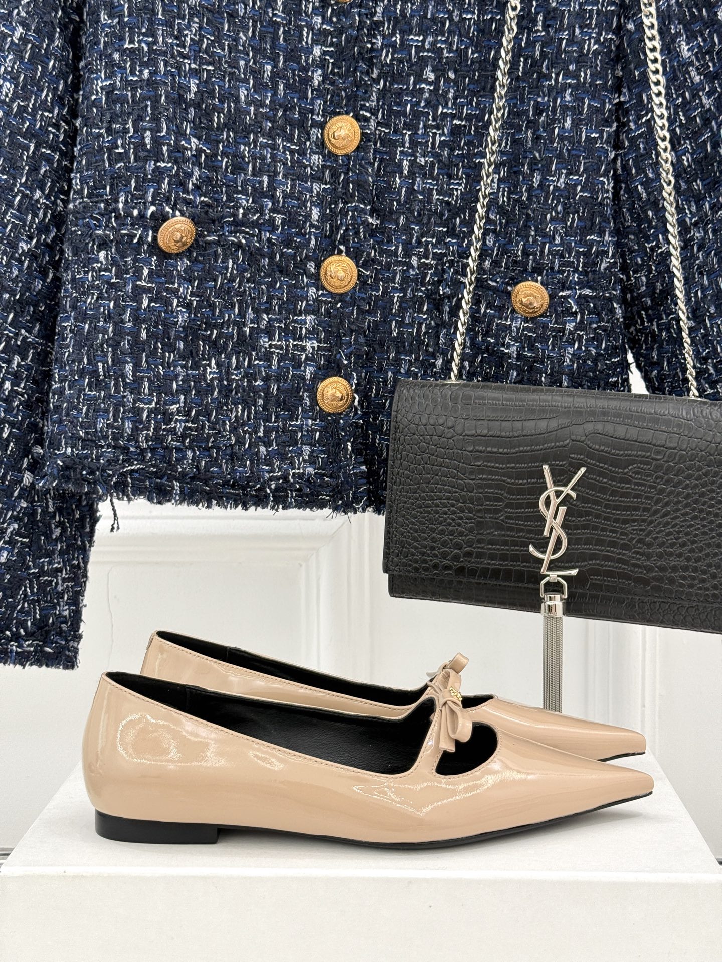 Luxury Celin* Sandals: Reborn Series with Premium Materials and Craftsmanship - 图片 1