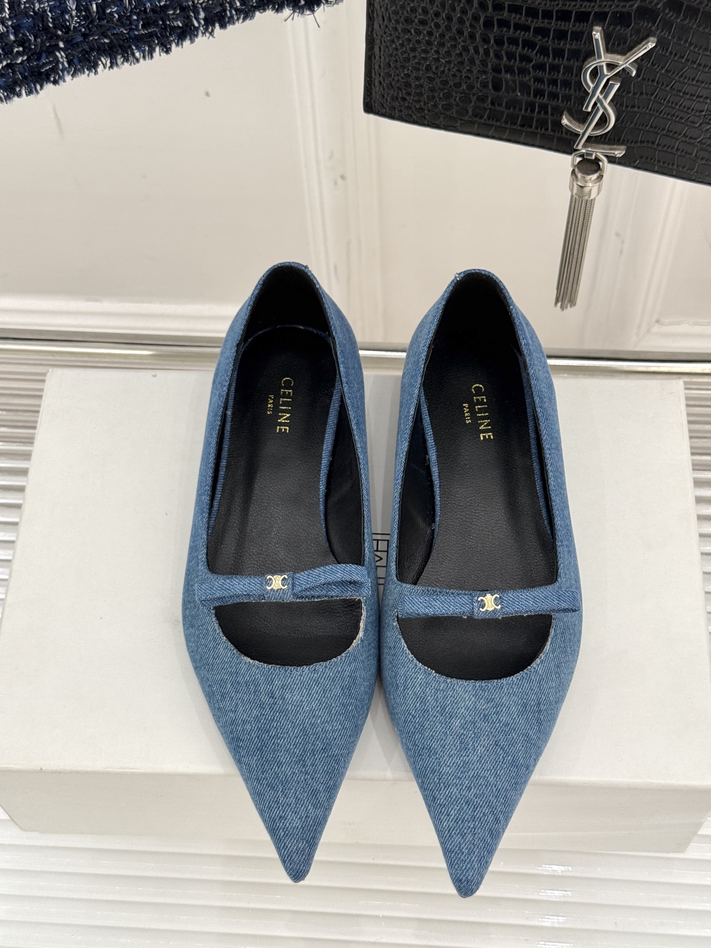 Celin* Classic Sandals: Reborn Series with Customized Leather and Sheepskin Insets - 图片 4