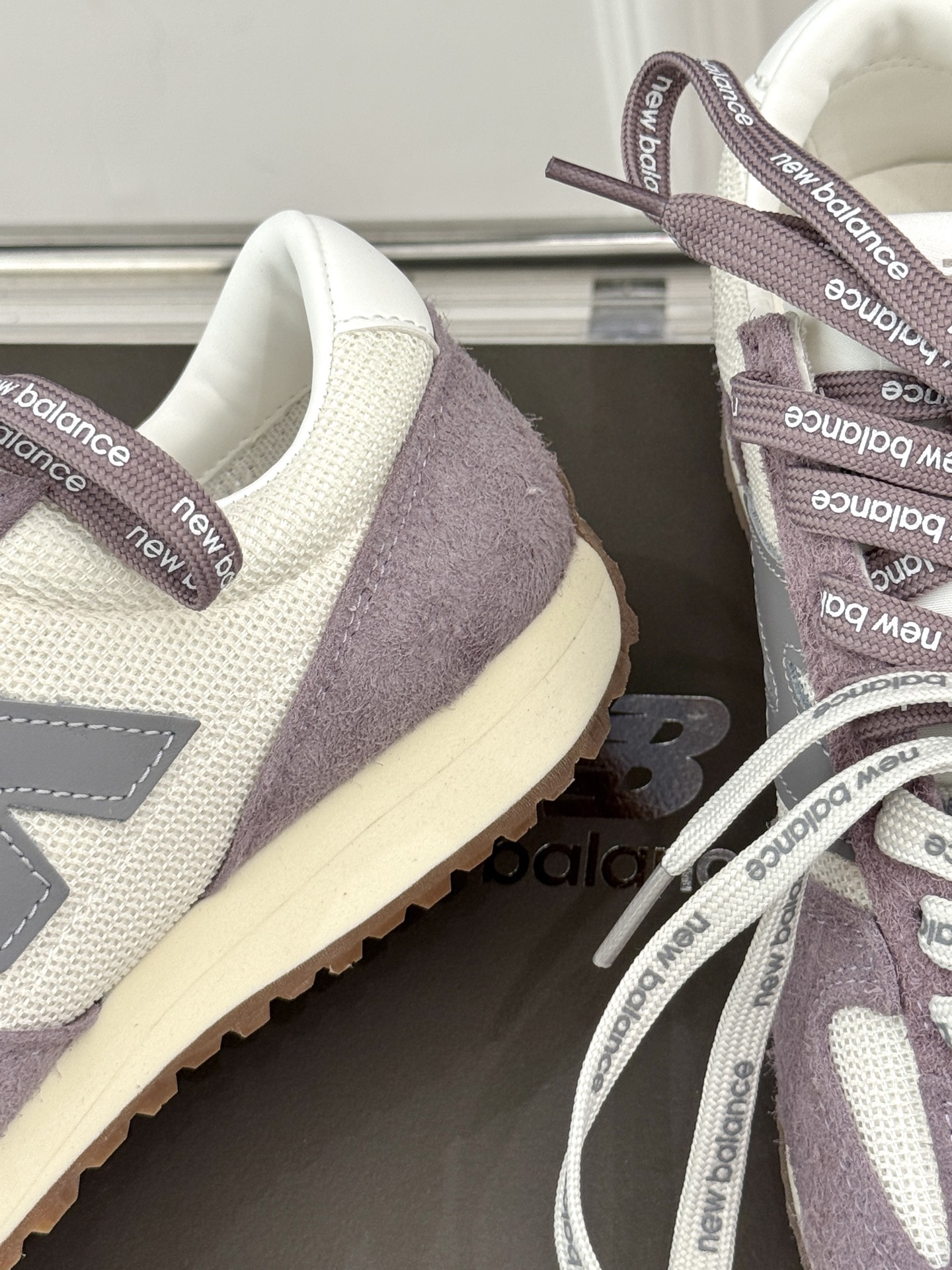 
New balance/纽百伦471 25ss新品 
复古休闲运动鞋
张元英同款 原版独立开模 原鞋开