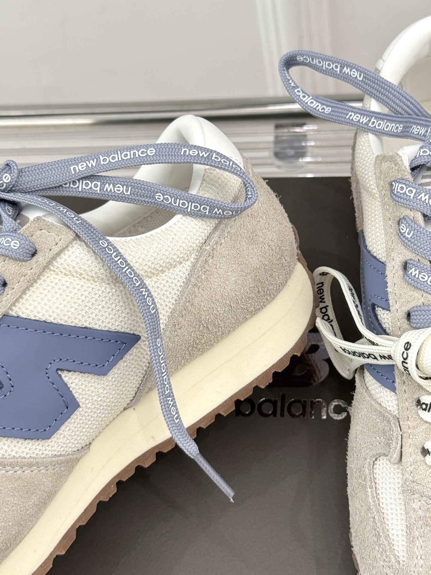 
New balance/纽百伦471 25ss新品 
复古休闲运动鞋
张元英同款 原版独立开模 原鞋开