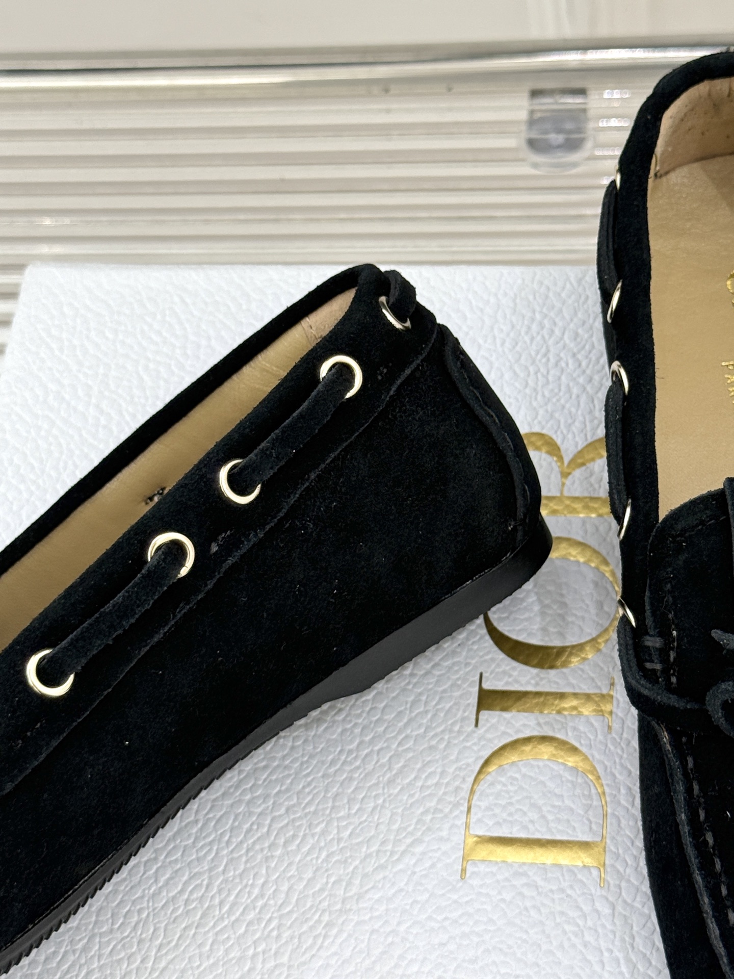  
Dior /迪奥25S新品蝴蝶结
豆豆鞋乐福鞋
这一季的鞋履真的太好看了
鞋型好秀气 自带贵气感
一