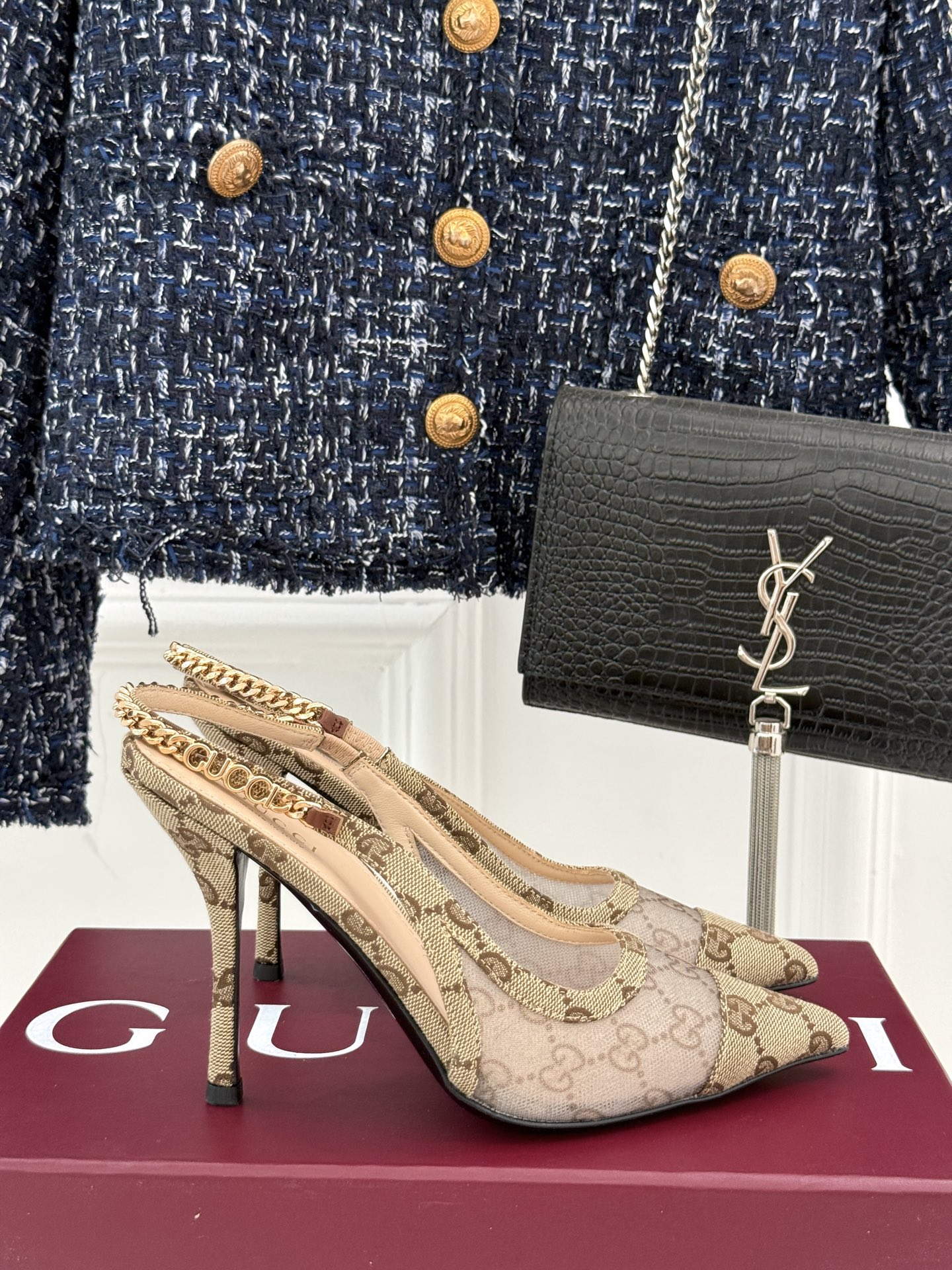 
Gucci 25S 春夏新品金属链条
网纱后空高跟凉鞋
长到心巴儿上了~爱了~爱了！
元气少女 活力满