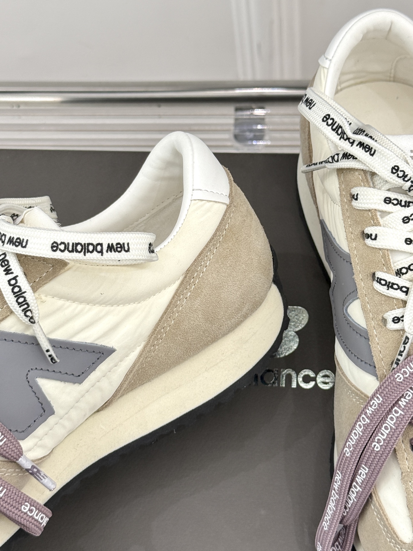 
New balance/纽百伦471 25ss新品 
复古休闲运动鞋
张元英同款 原版独立开模 原鞋开