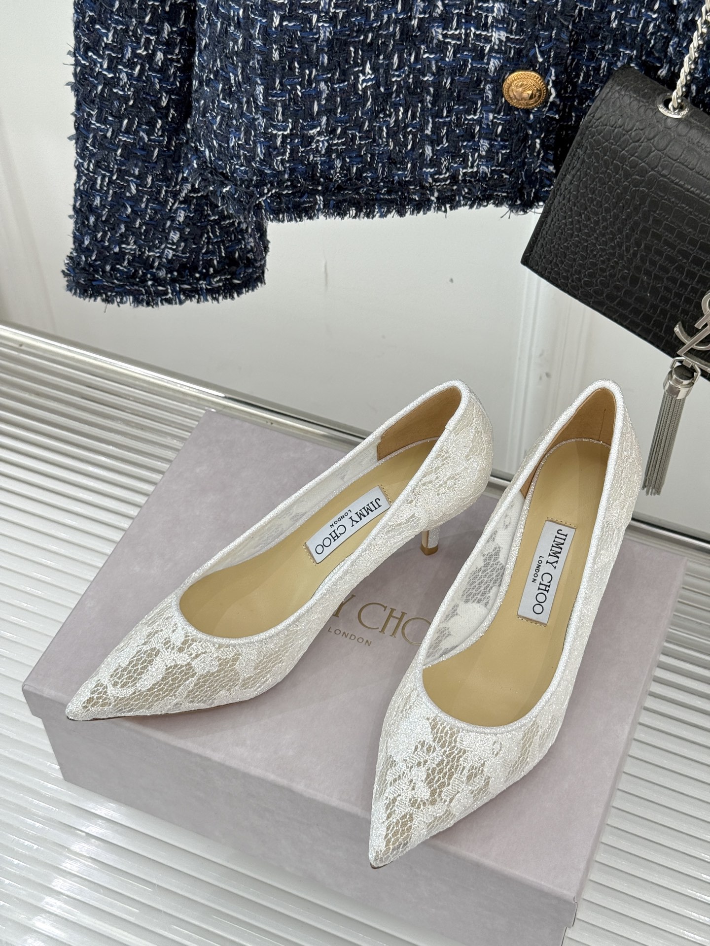 
Jimmy Choo｜吉米周经典春夏爆款蕾丝高跟鞋

________________________