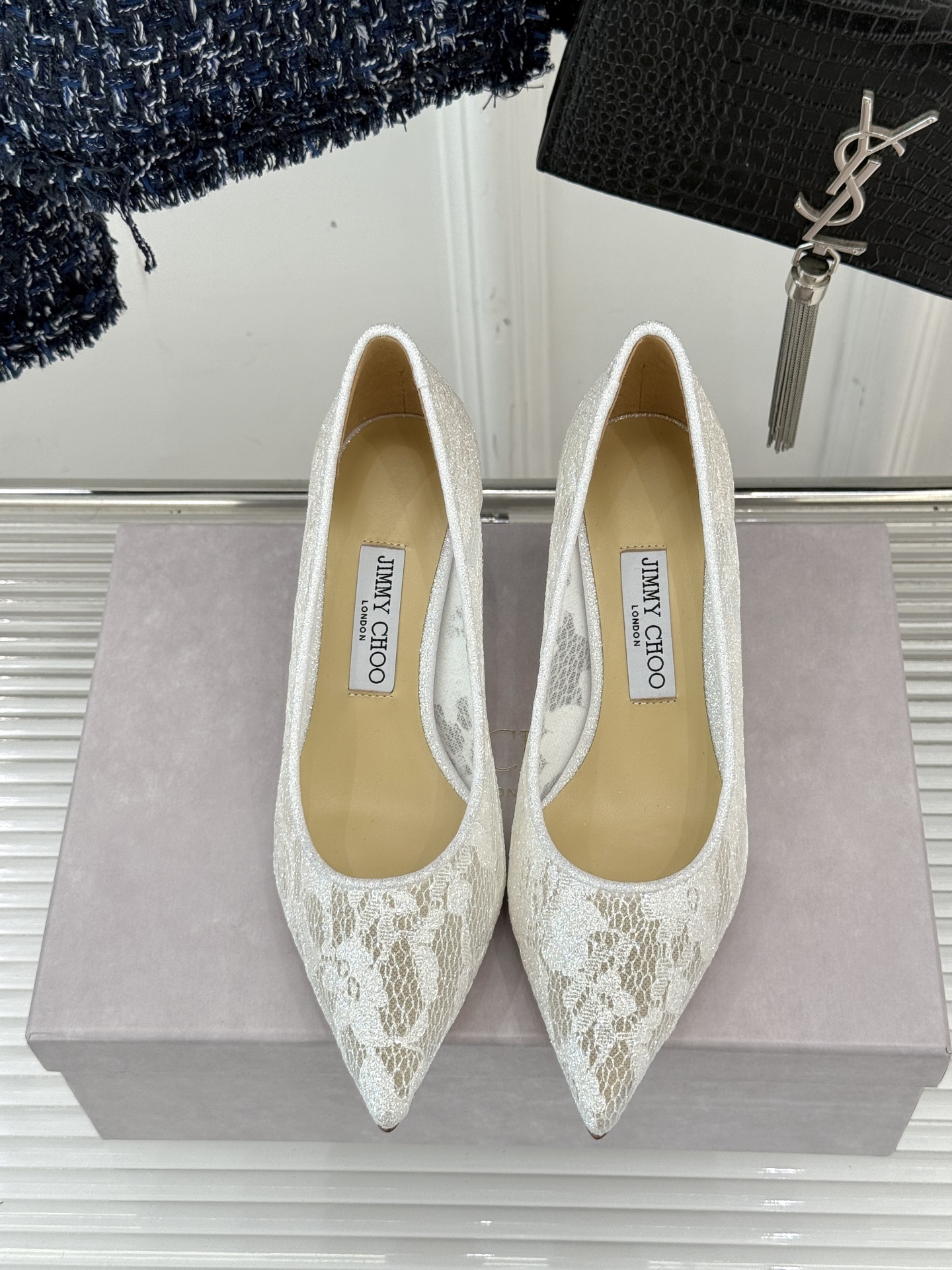 
Jimmy Choo｜吉米周经典春夏爆款蕾丝高跟鞋

________________________