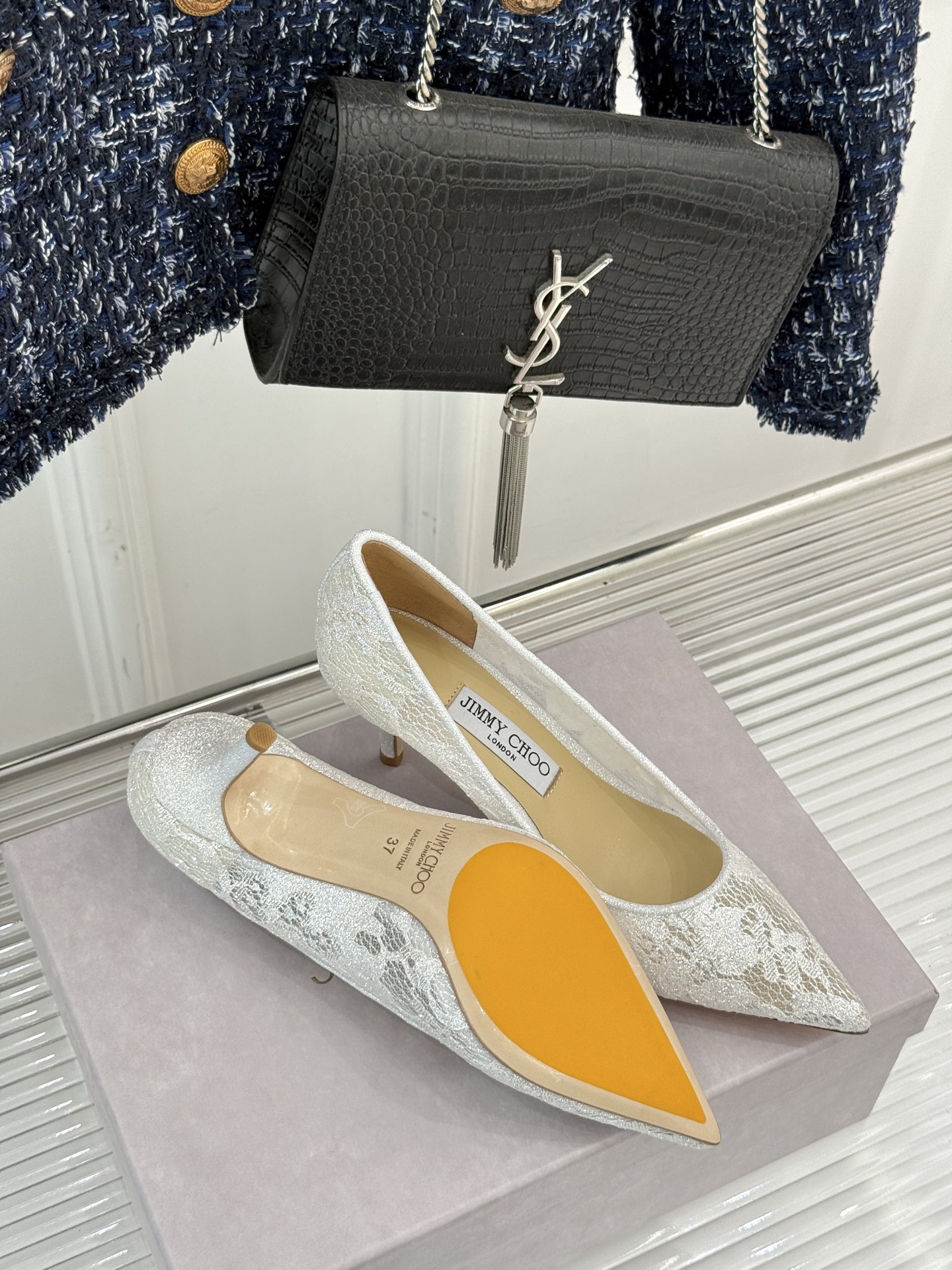 
Jimmy Choo｜吉米周经典春夏爆款蕾丝高跟鞋

________________________