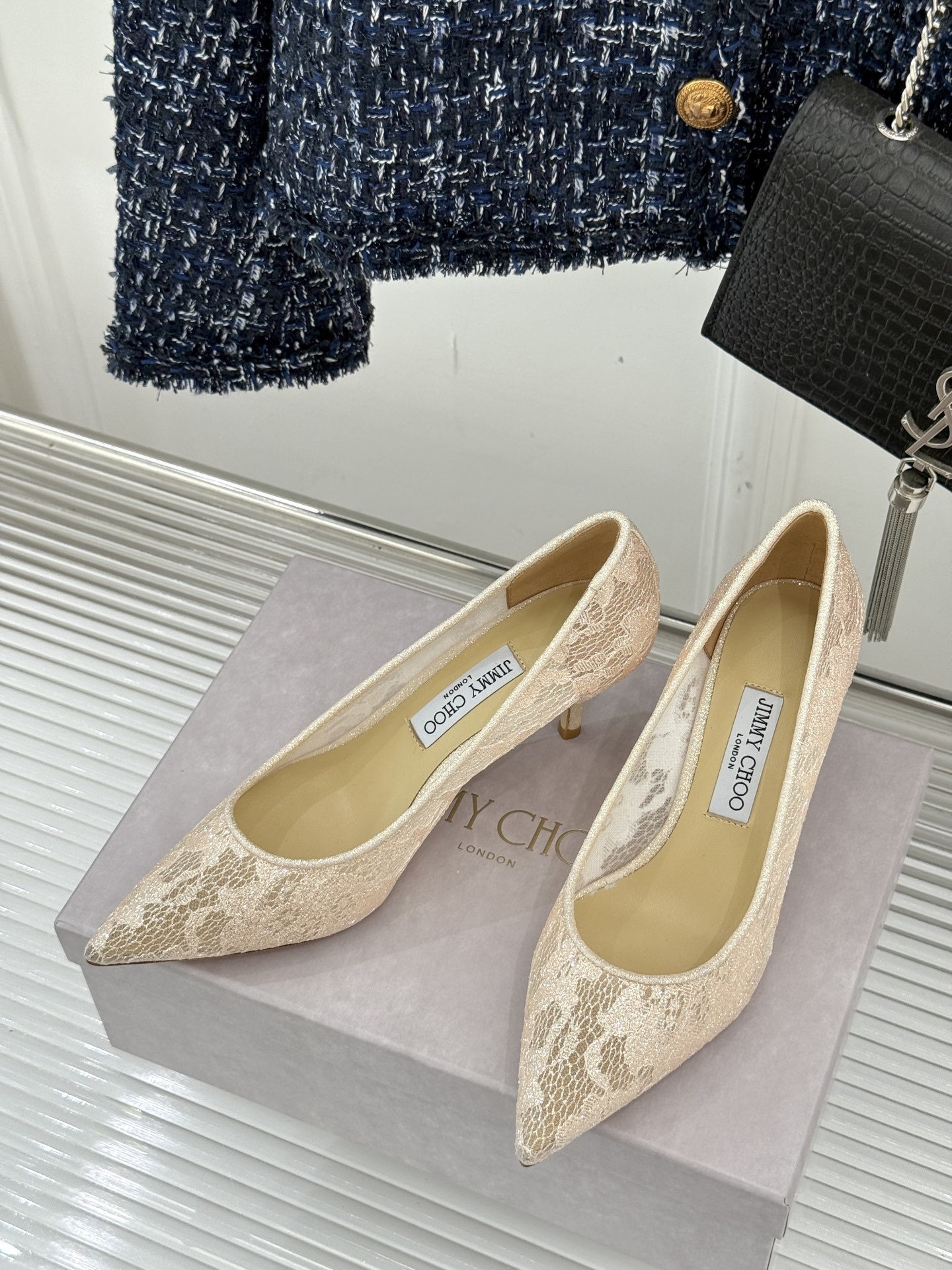 Jimmy Choo|吉米周经典春夏爆款蕾丝高跟鞋
________________________