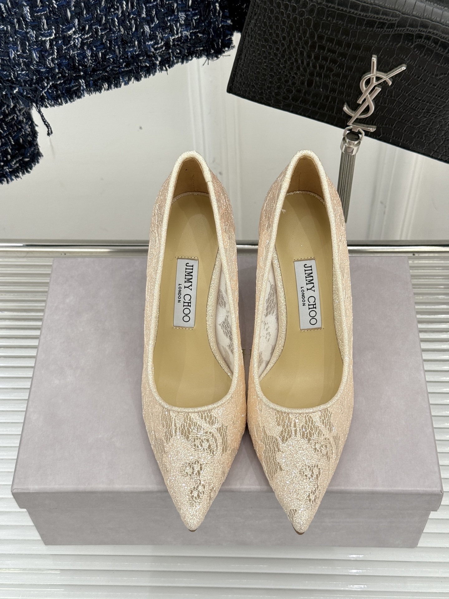 Jimmy Choo|吉米周经典春夏爆款蕾丝高跟鞋
________________________