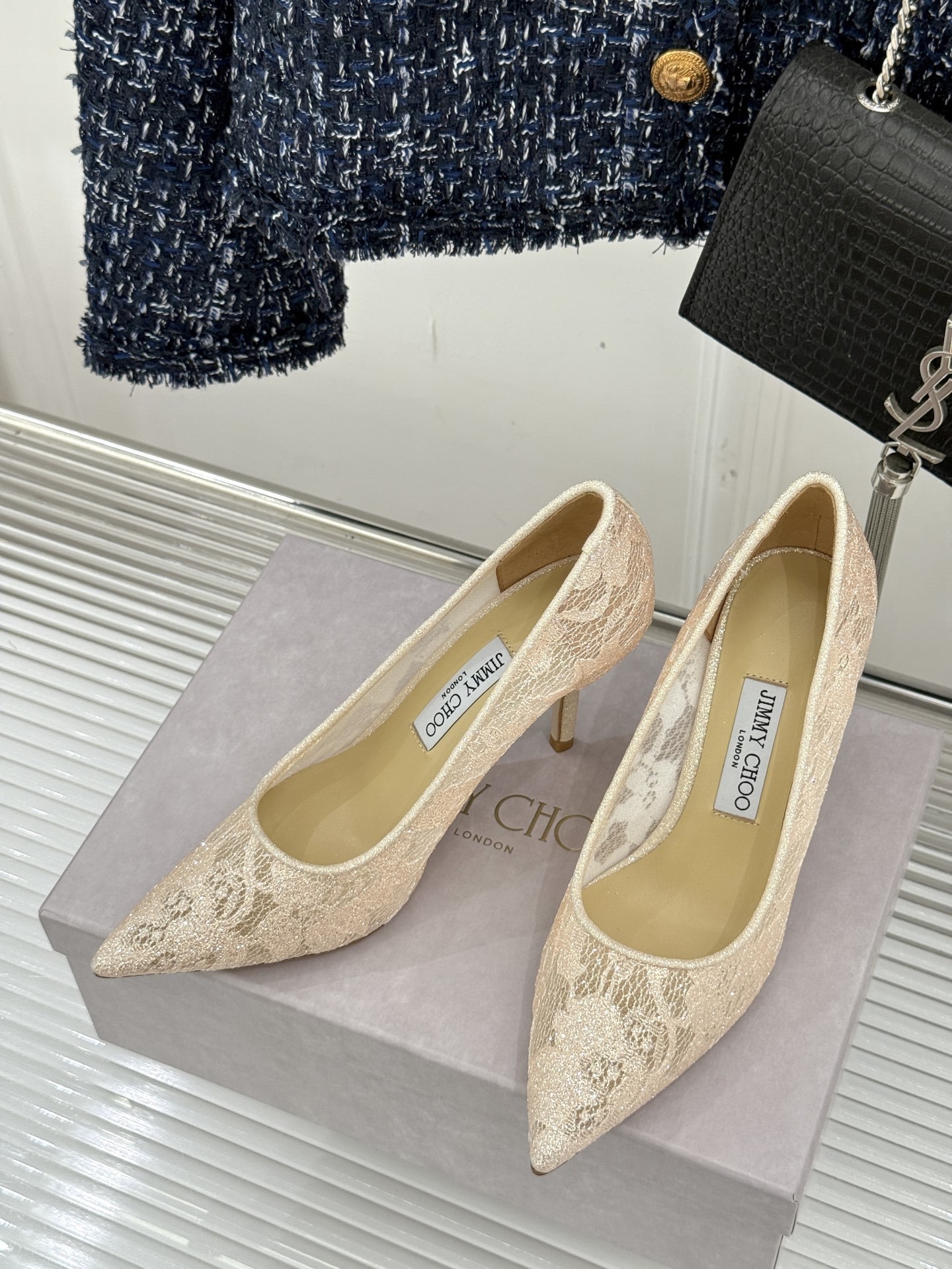 Jimmy Choo|吉米周经典春夏爆款蕾丝高跟鞋
________________________
