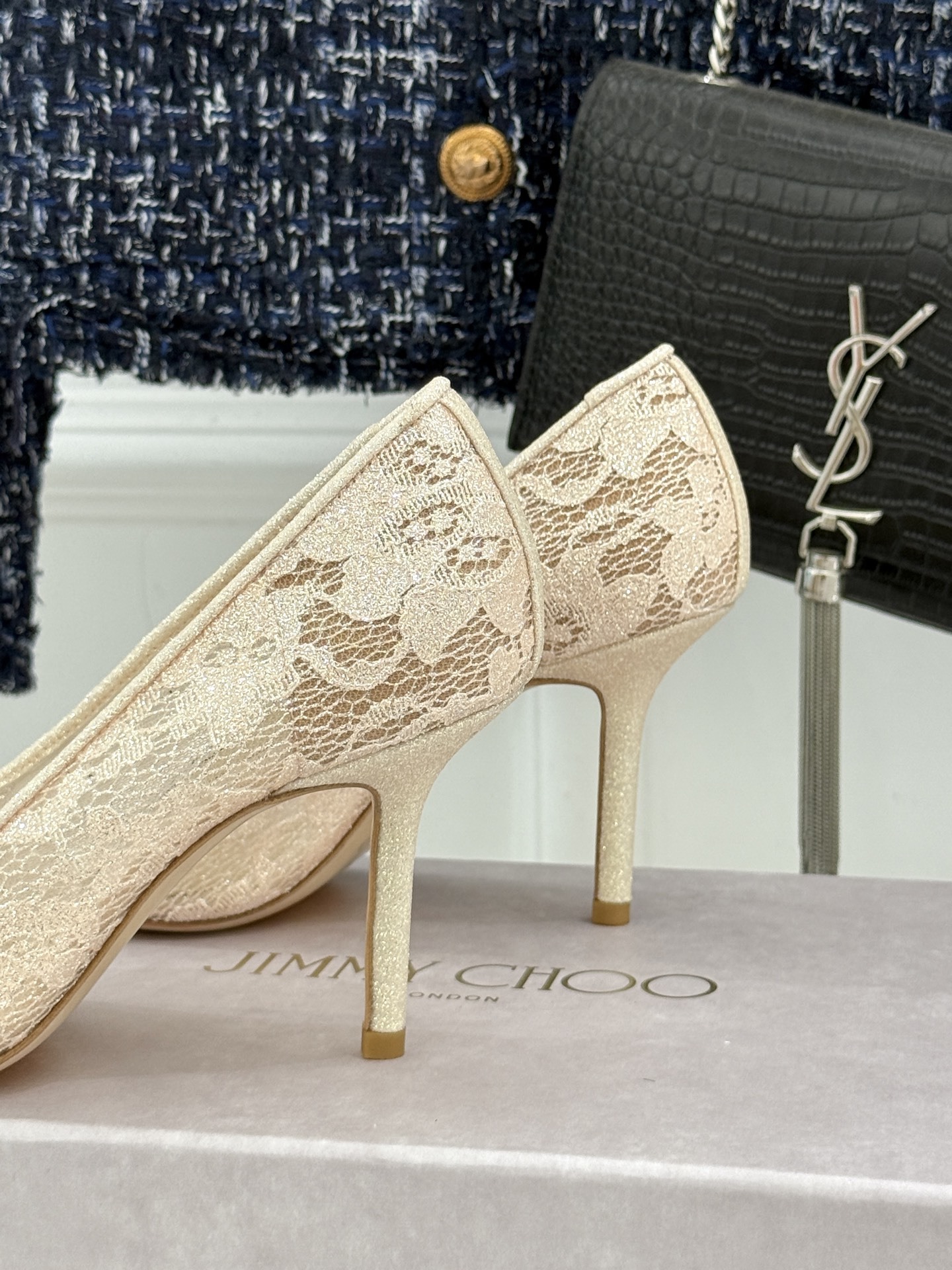 Jimmy Choo|吉米周经典春夏爆款蕾丝高跟鞋
________________________