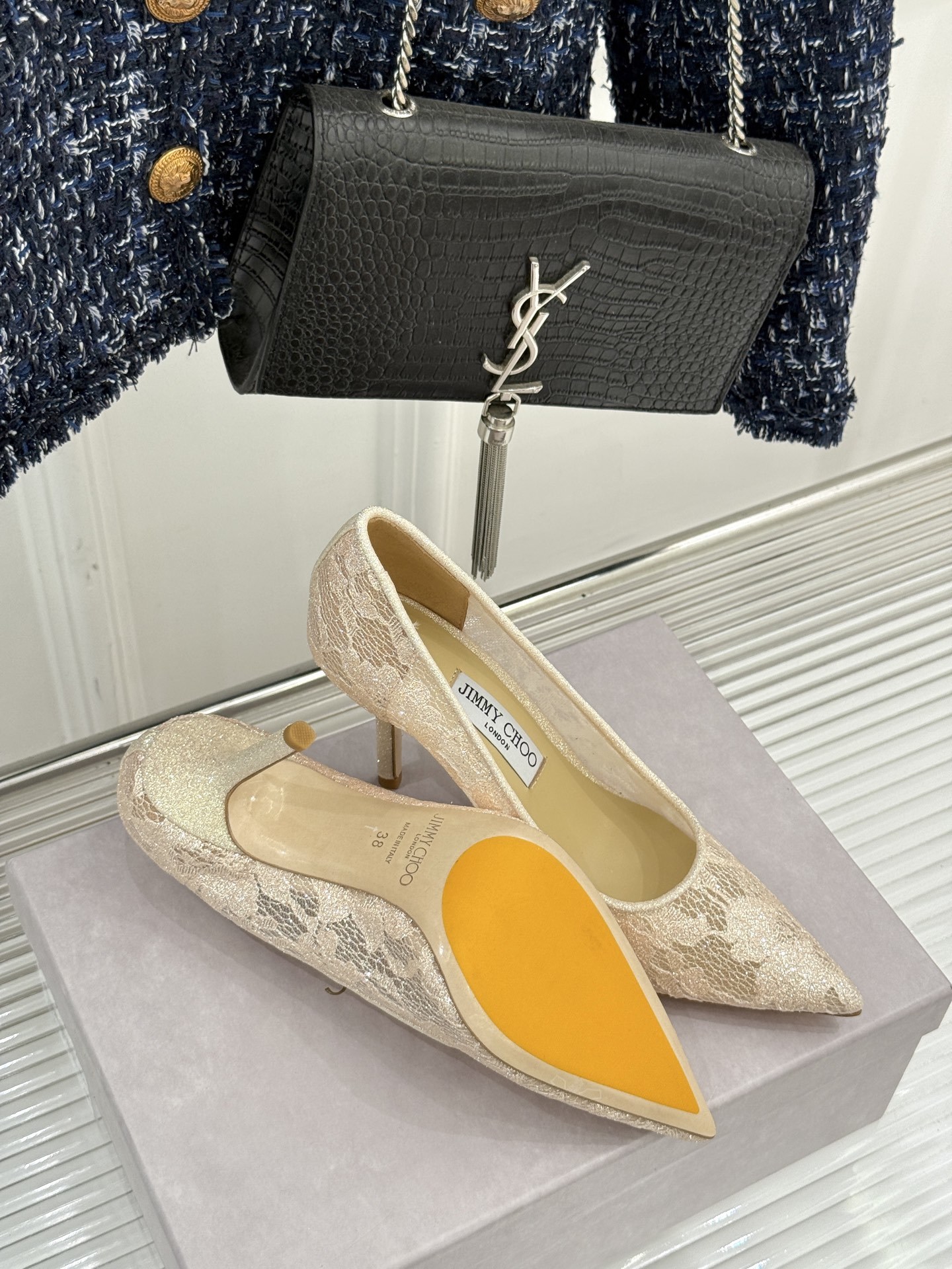Jimmy Choo|吉米周经典春夏爆款蕾丝高跟鞋
________________________