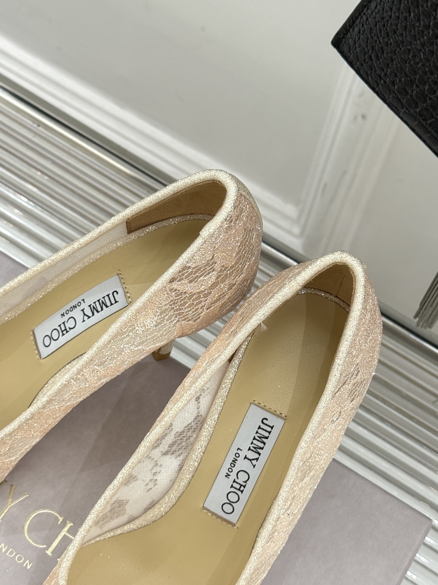 Jimmy Choo|吉米周经典春夏爆款蕾丝高跟鞋
________________________