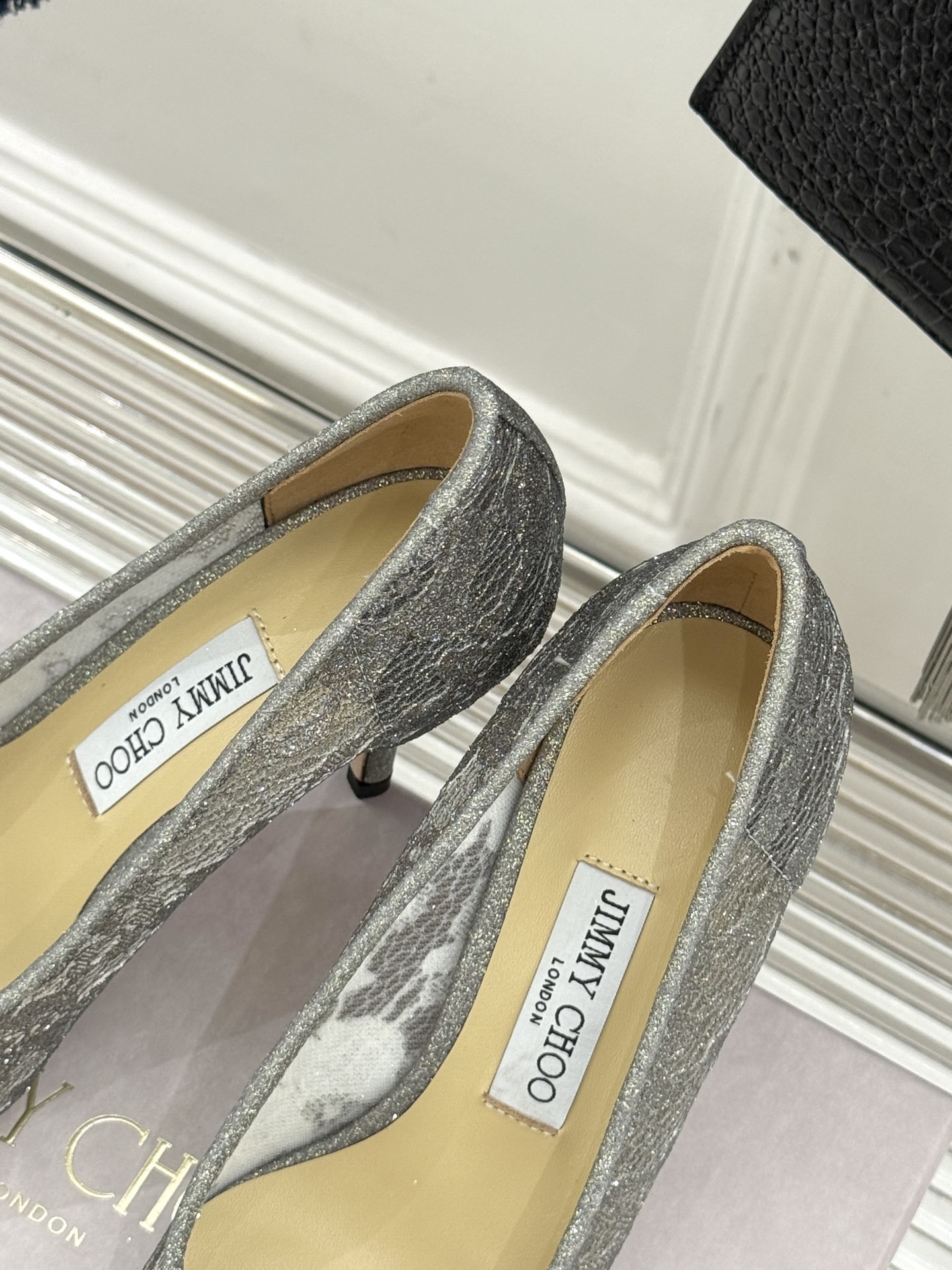 Jimmy Choo|吉米周经典春夏爆款蕾丝高跟鞋
________________________