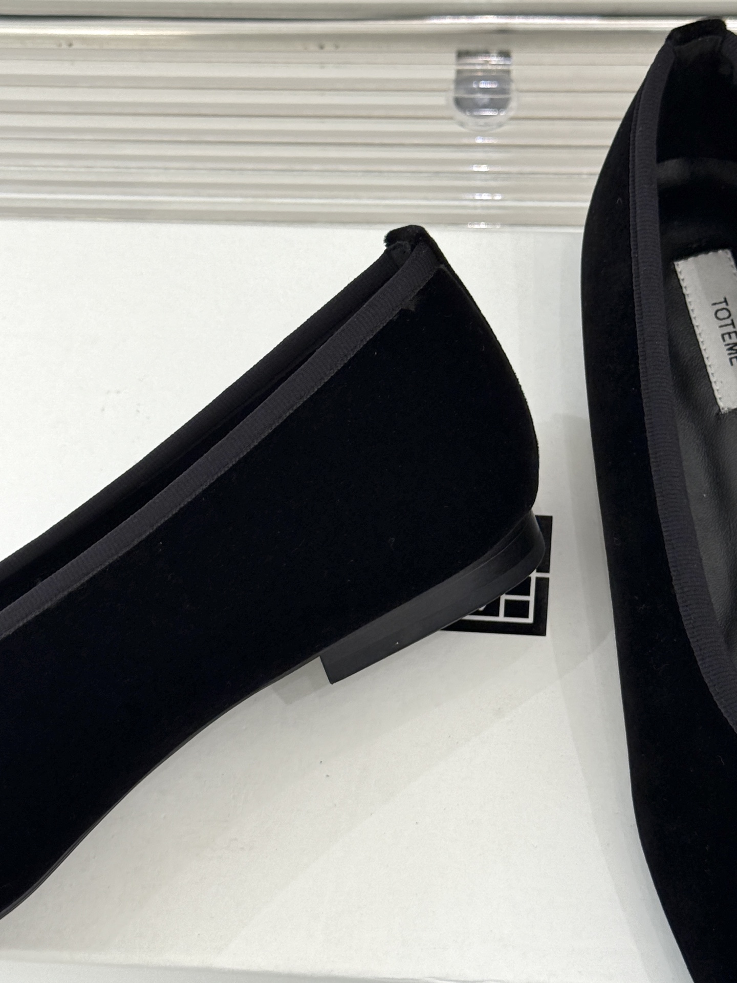 Stylish Toteme 25ss Spring Shoes: Retro Sole, Premium Materials, Customizable Sizes - 图片 6