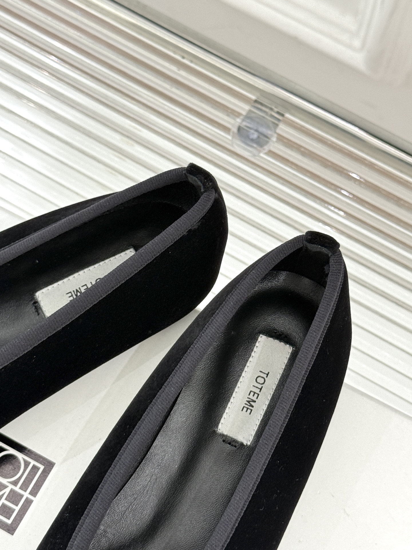 Stylish Toteme 25ss Spring Shoes: Retro Sole, Premium Materials, Customizable Sizes - 图片 8