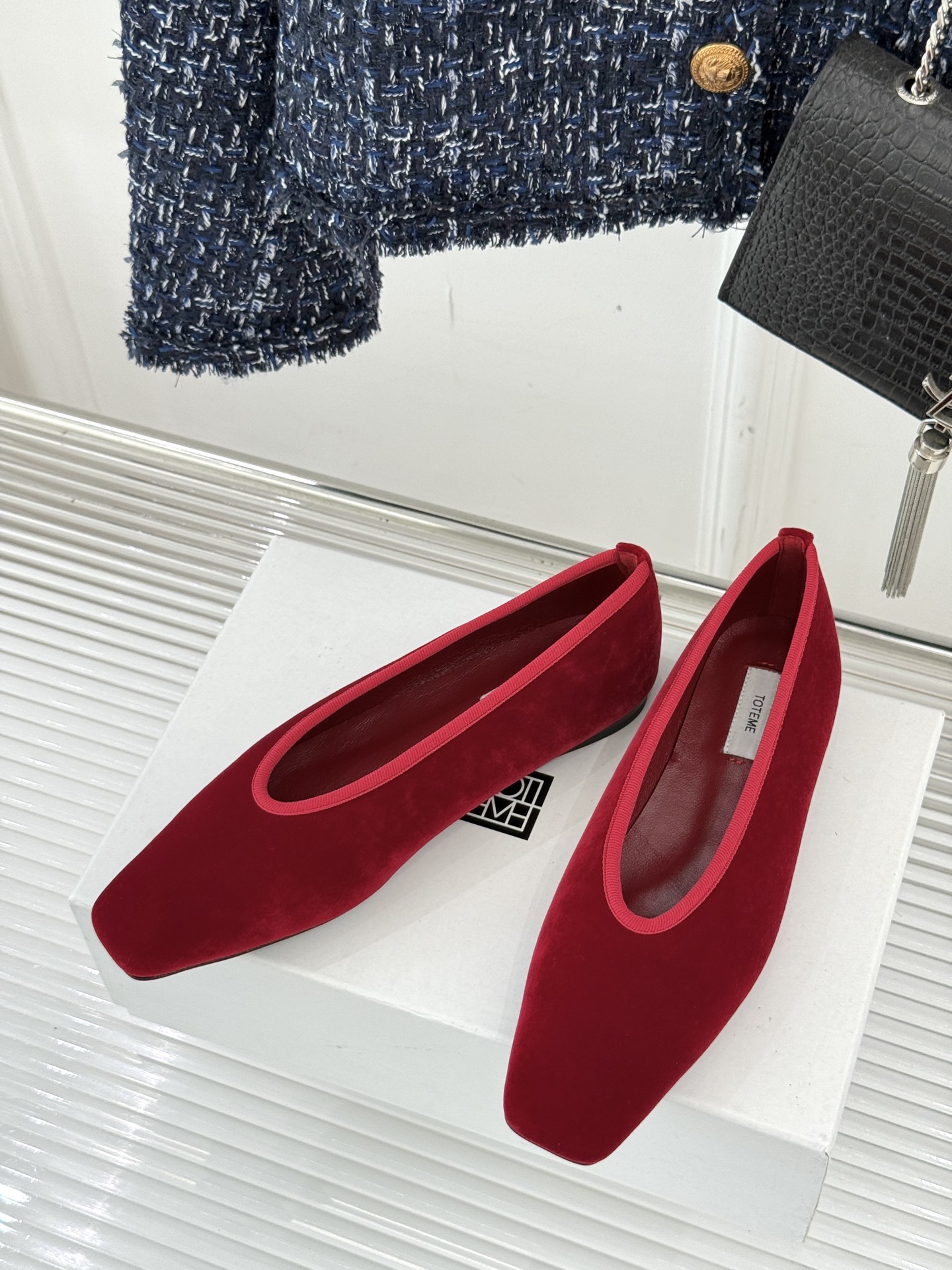 Stylish Retrospect Sole Shoes: Toteme 25ss New Collection Summary - 图片 2