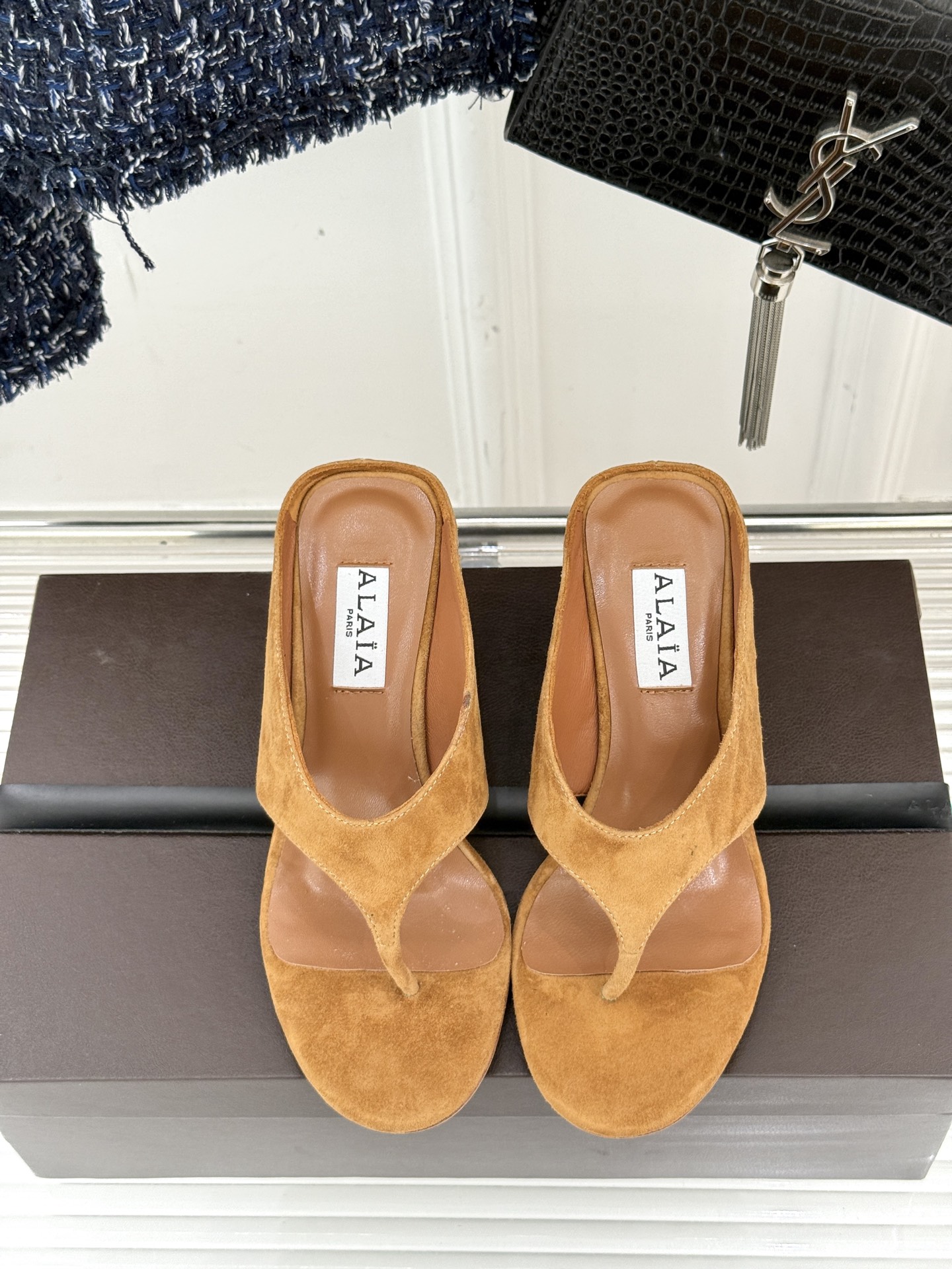 Alaia Women's Leather Wedge Thong Sandals - Stylish Summer Footwear 5 i1750773374933 8659 0 3