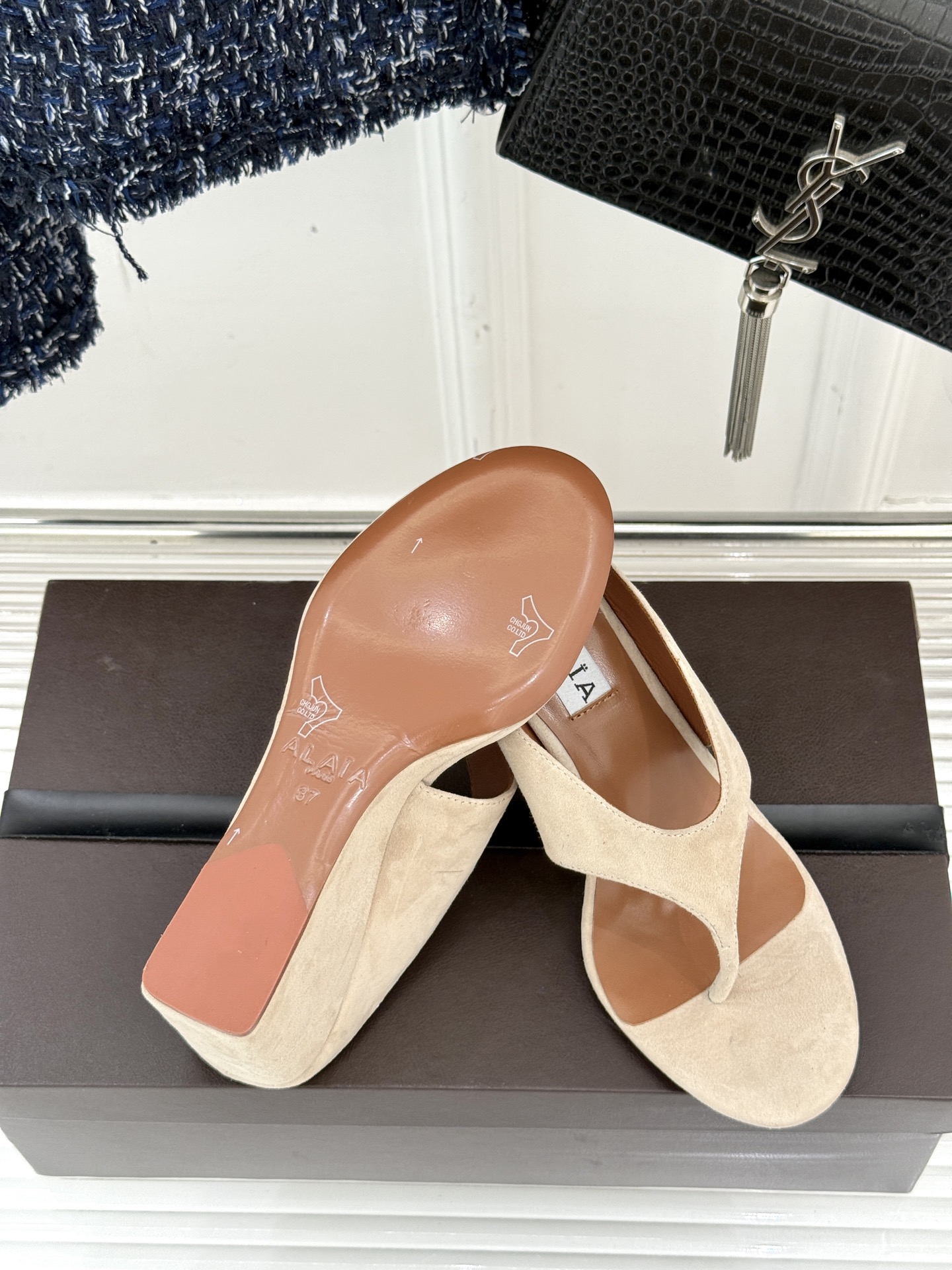 Alaia Women's Wedge Thong Sandals - Luxurious Leather Summer Footwear 10 i1750773398223 2160 0 8