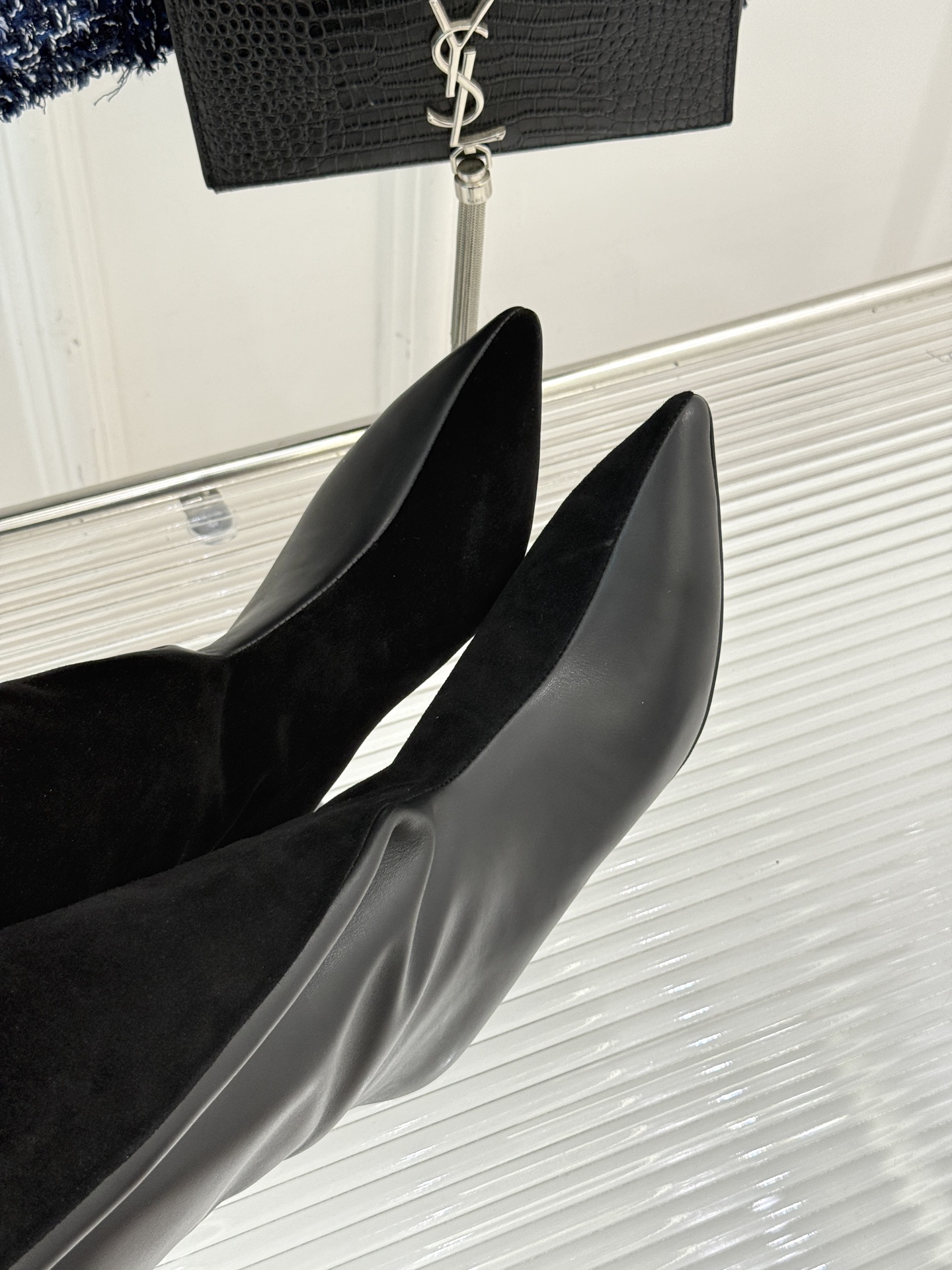 Elegant Pointed Toe Knee High Boots with Sculptural Heel and Leather Detail 8 i1756829261998 8227 0 6