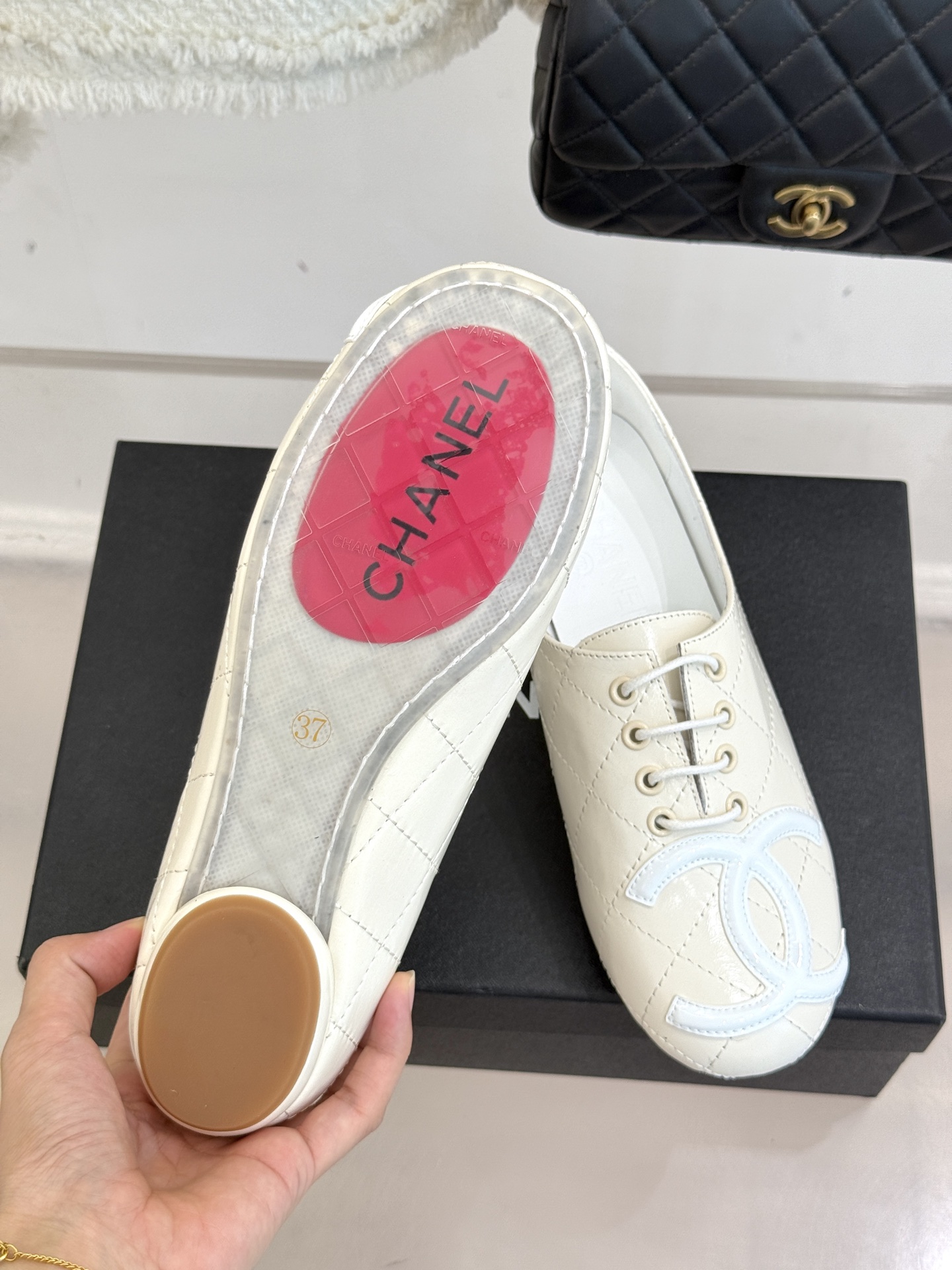 CHANE*｜小香经典双C中古芭蕾舞鞋小皮鞋标志性的大双C logo夺目而精致诉说着品牌百年的传奇历史与