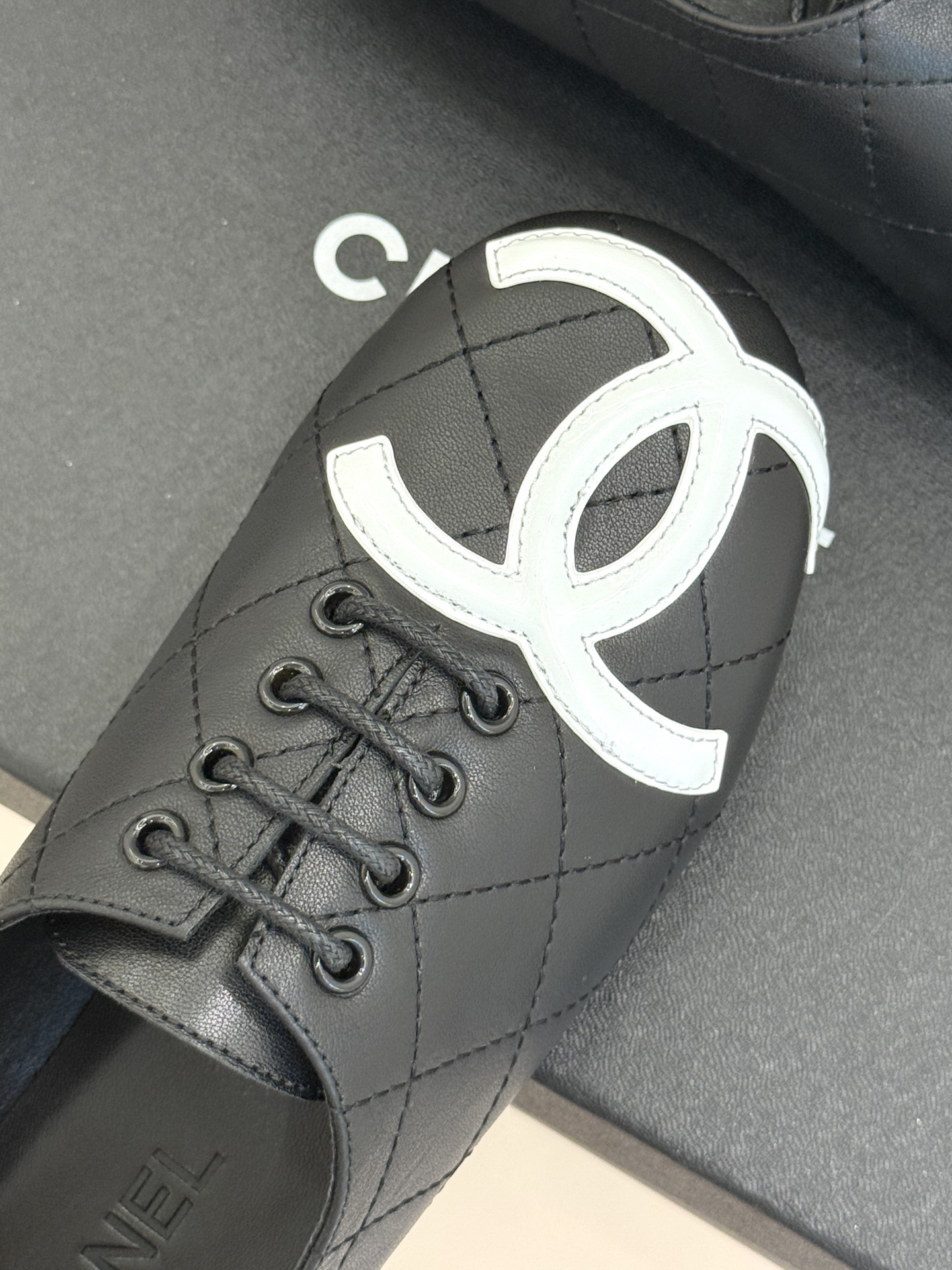 CHANE*｜小香经典双C中古芭蕾舞鞋小皮鞋标志性的大双C logo夺目而精致诉说着品牌百年的传奇历史与